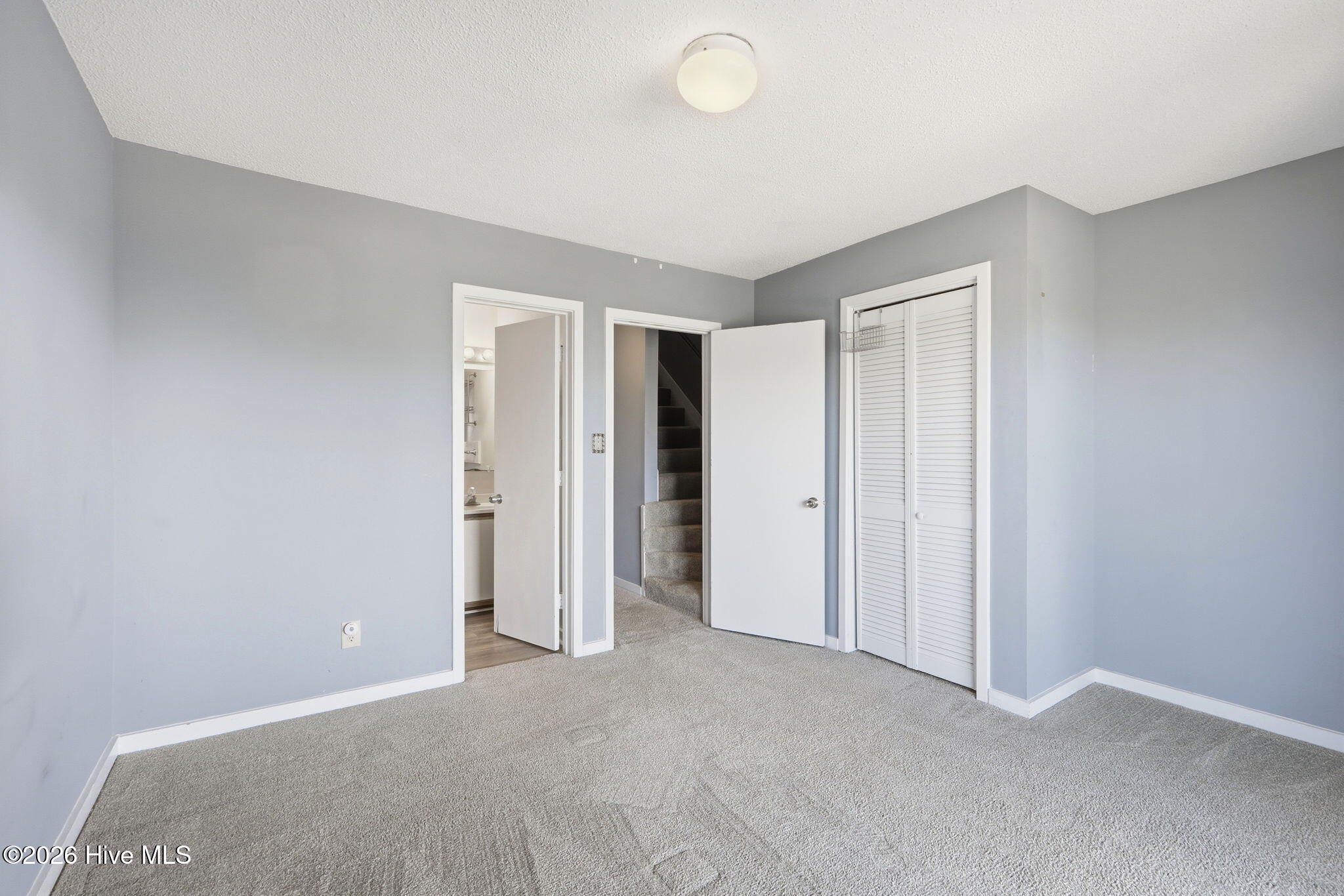 8710 Ocean View Drive E & W Property Photo 32
