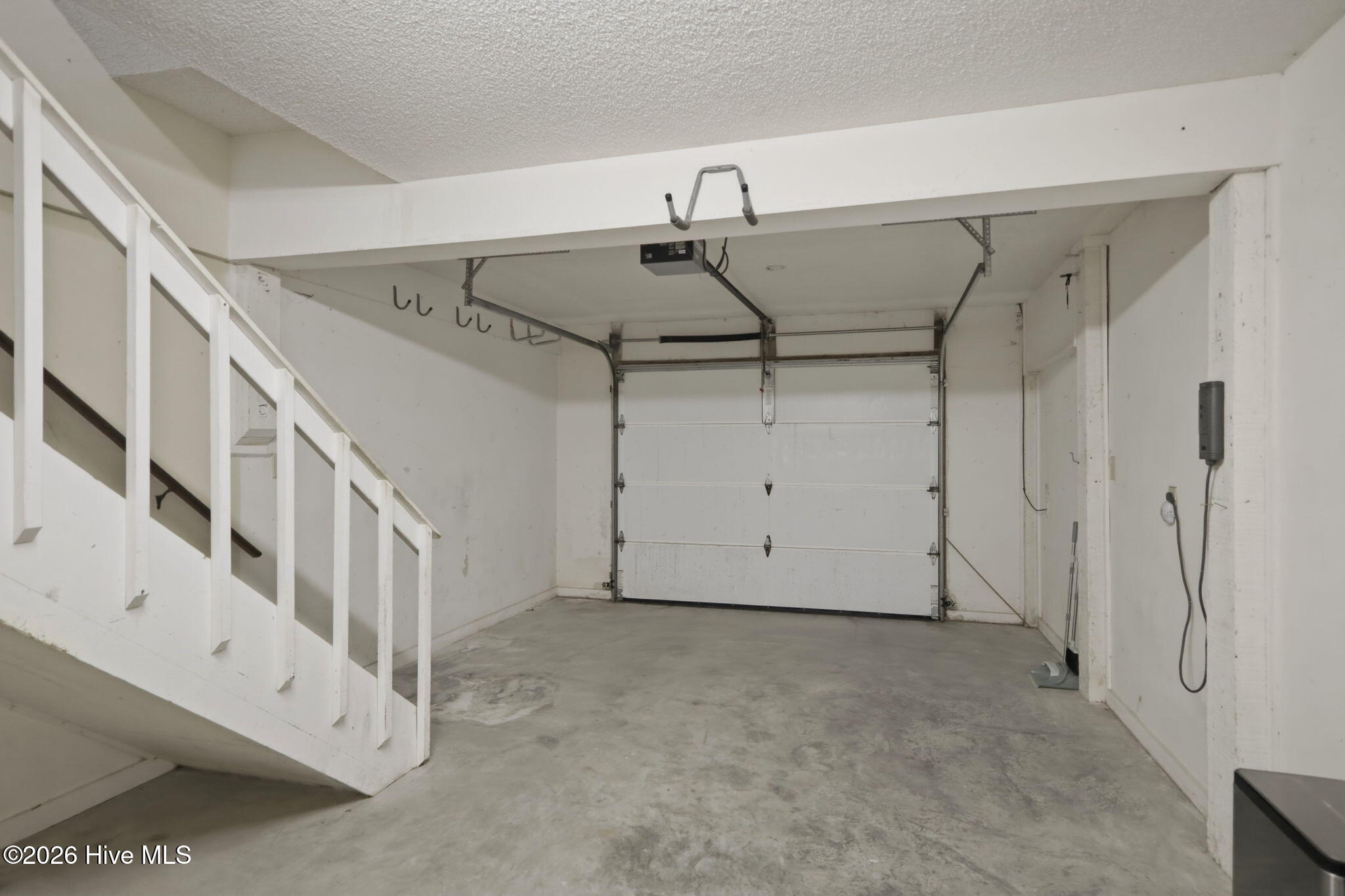 8710 Ocean View Drive E & W Property Photo 48