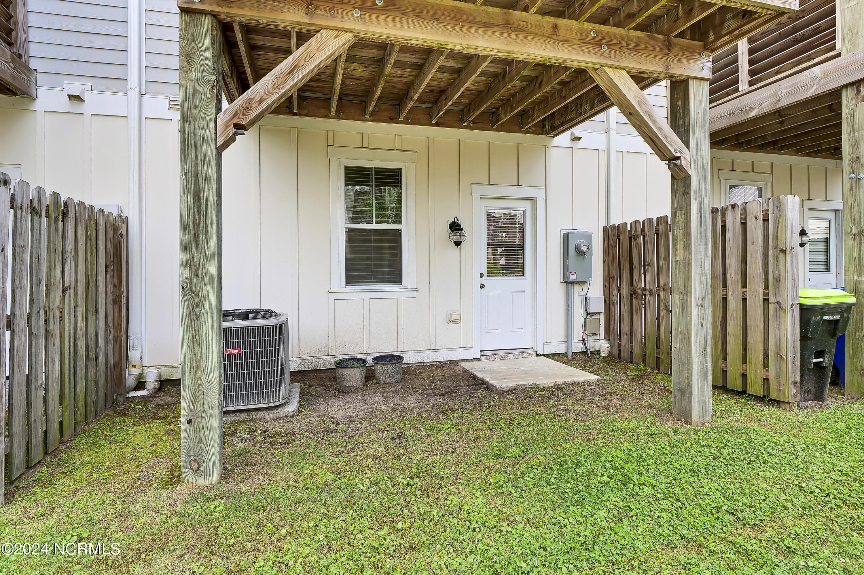 1808 Bungalow Row Property Photo 25