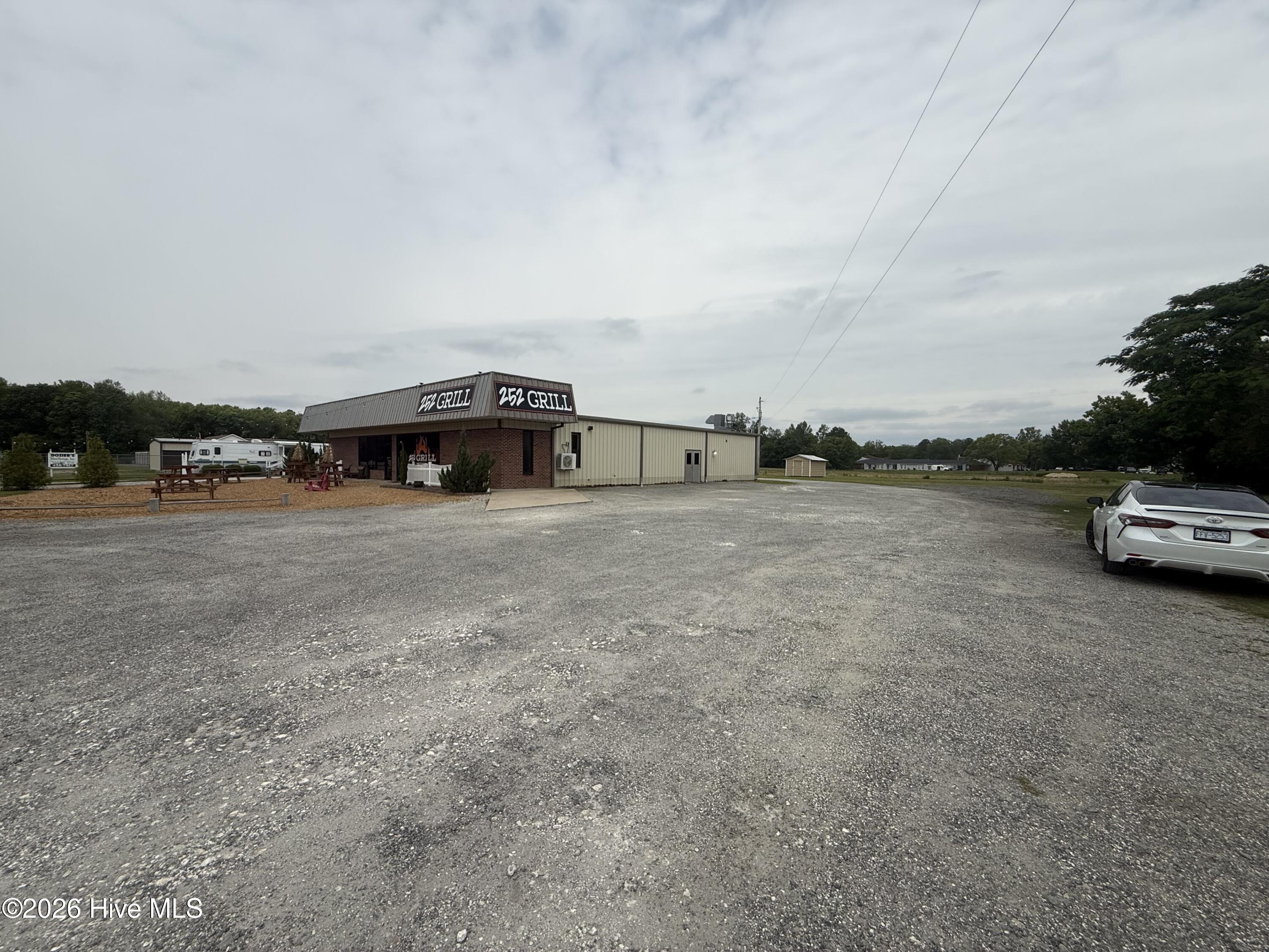 100 Berry Street Property Photo 2