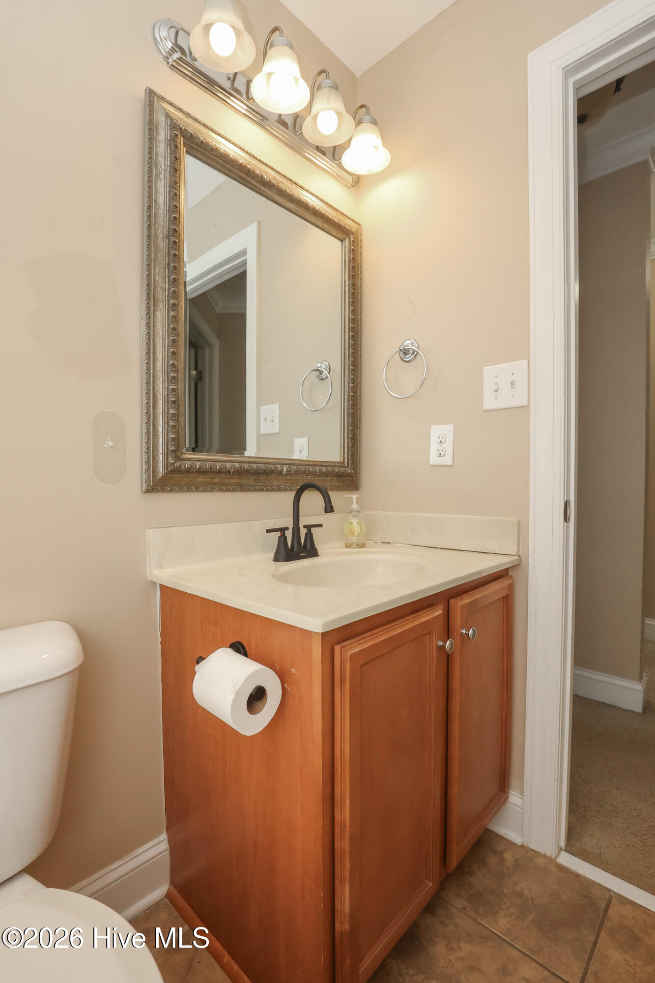 207 Willoughby Lane Property Photo 31