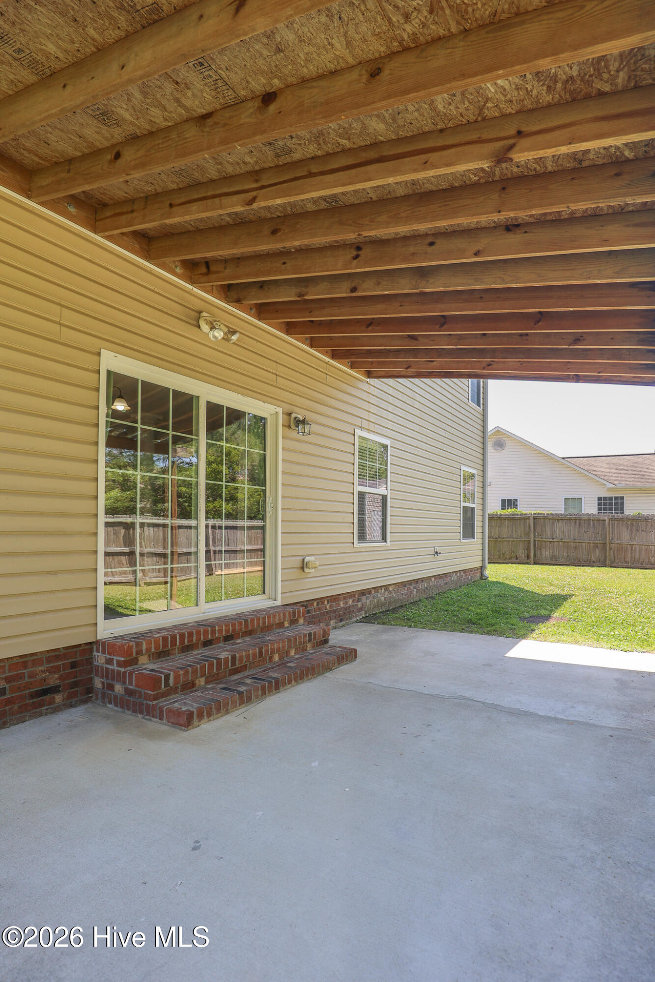 207 Willoughby Lane Property Photo 34
