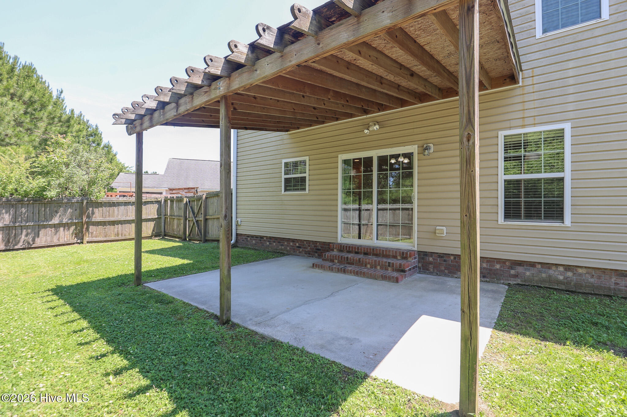 207 Willoughby Lane Property Photo 37