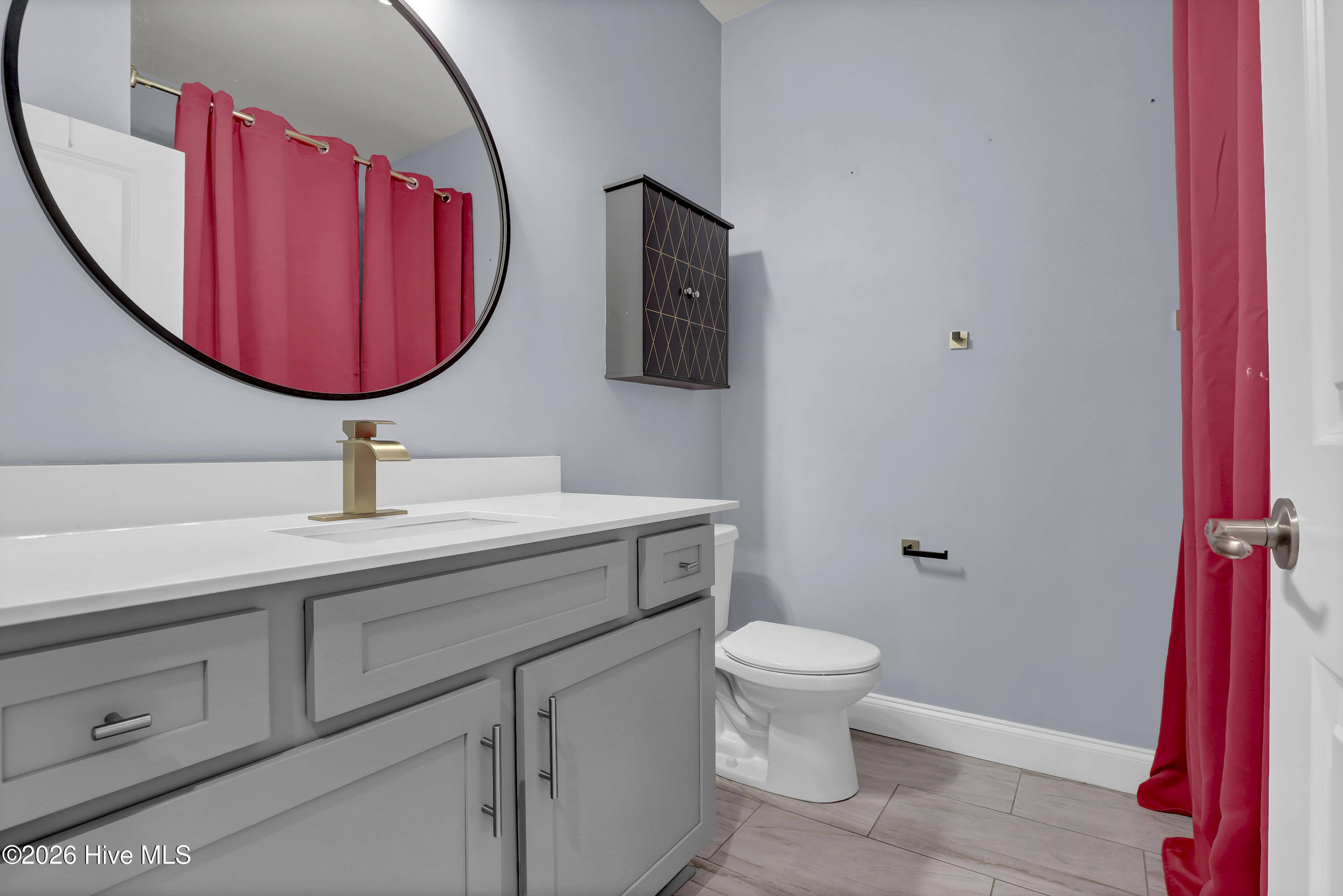 805 Washington Square Property Photo 23