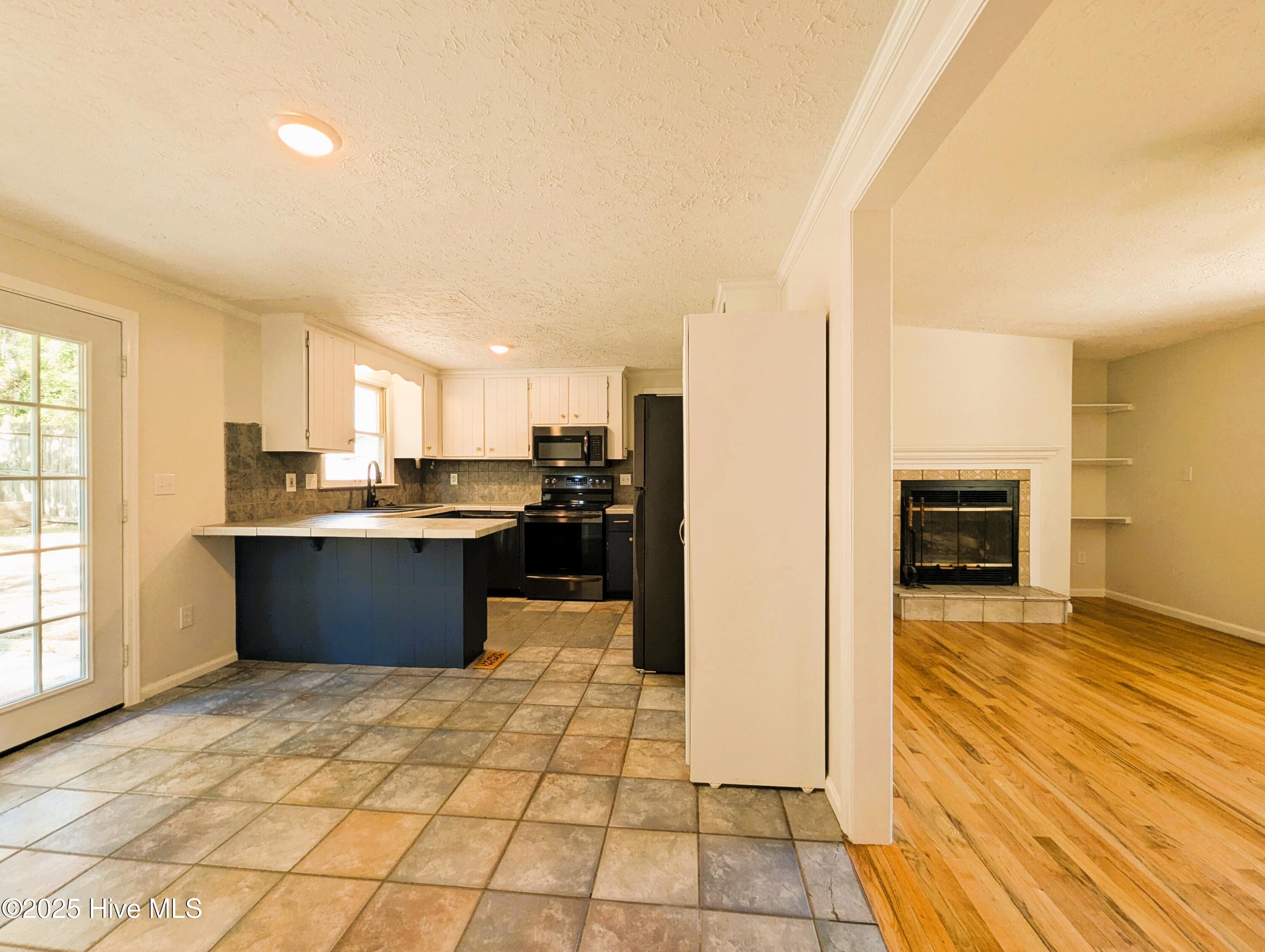 290 Diamondhead Drive S Property Photo 6