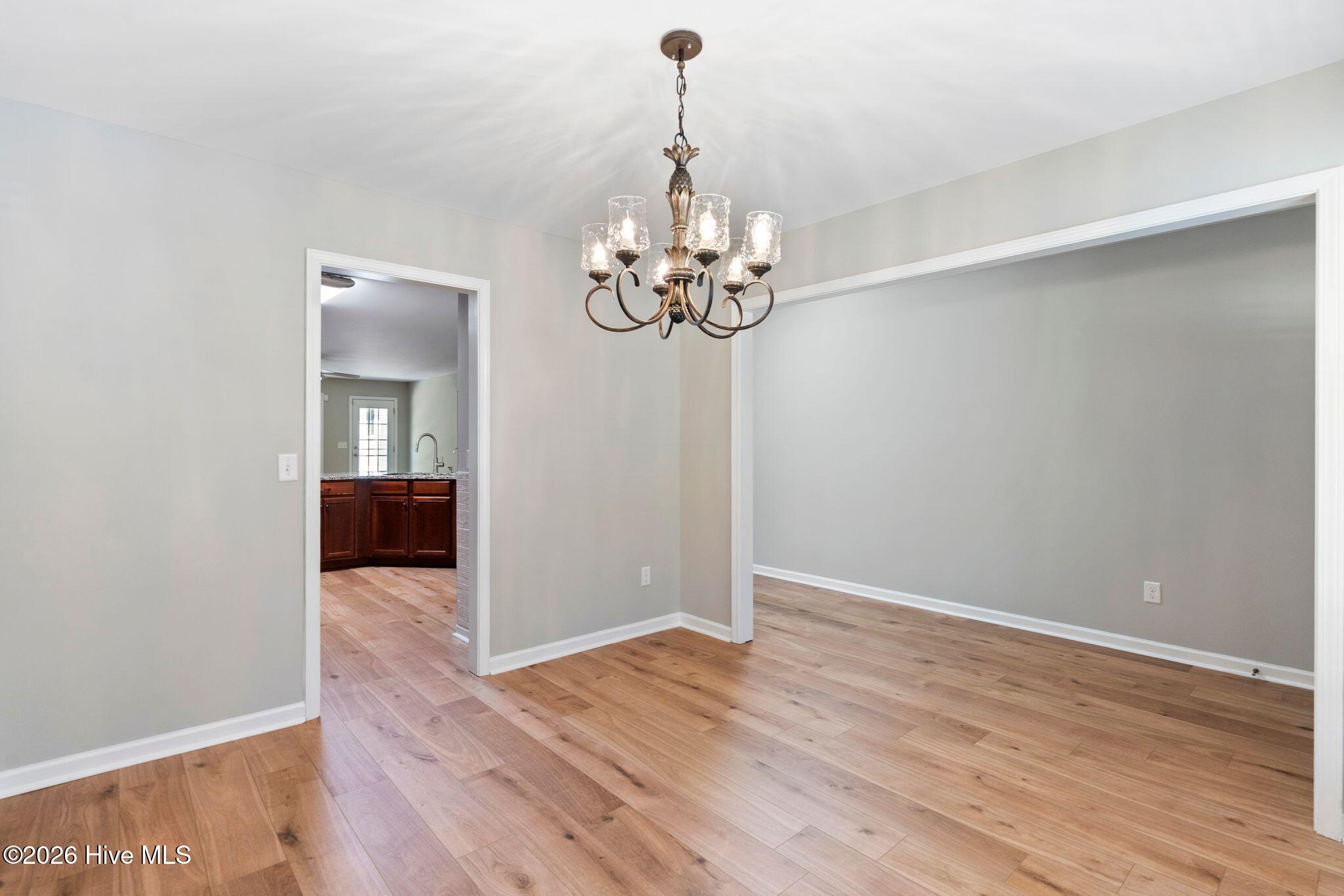 3912 Willowick Park Drive Property Photo 13