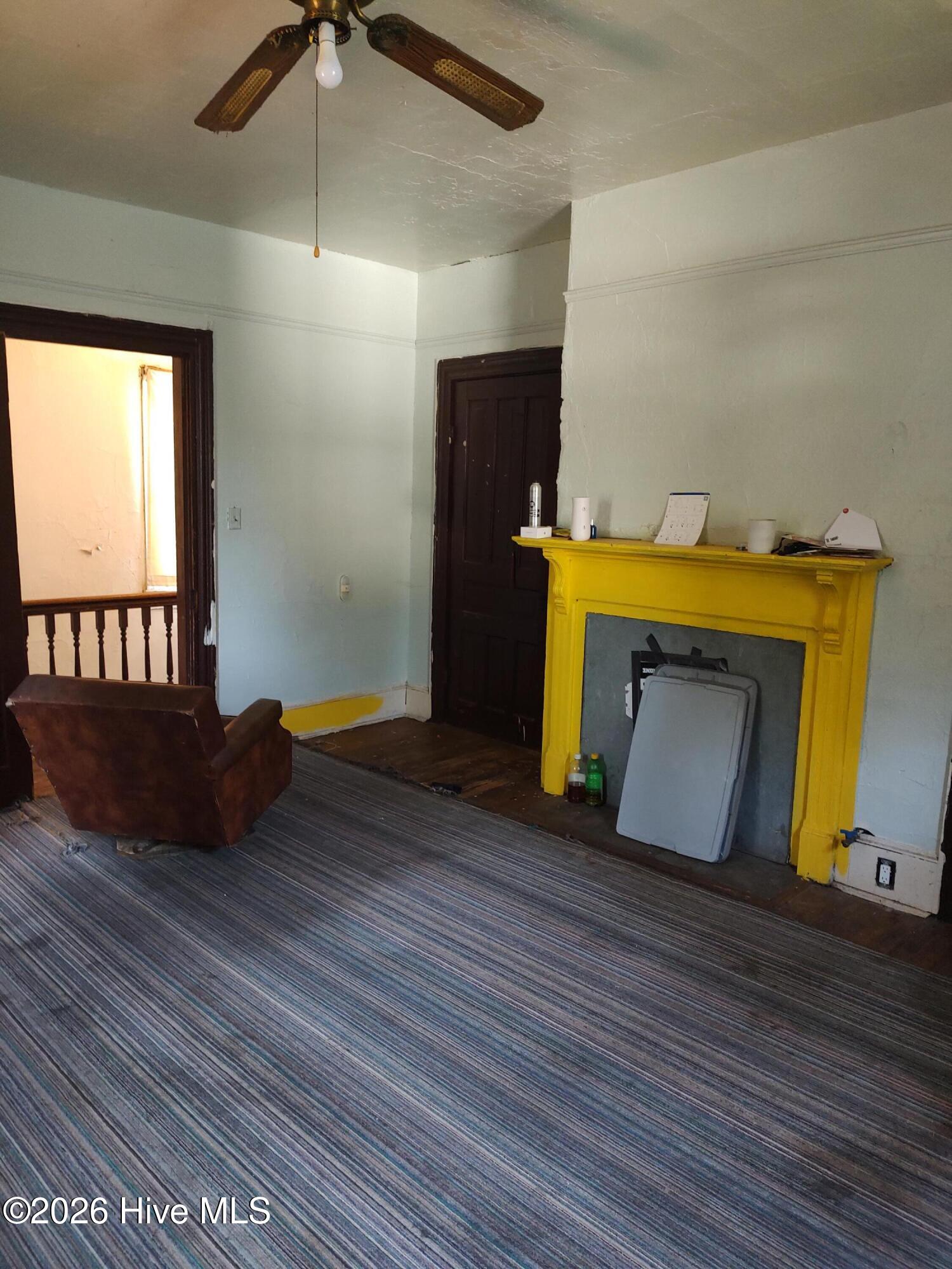 210 E Vine Street Property Photo 19
