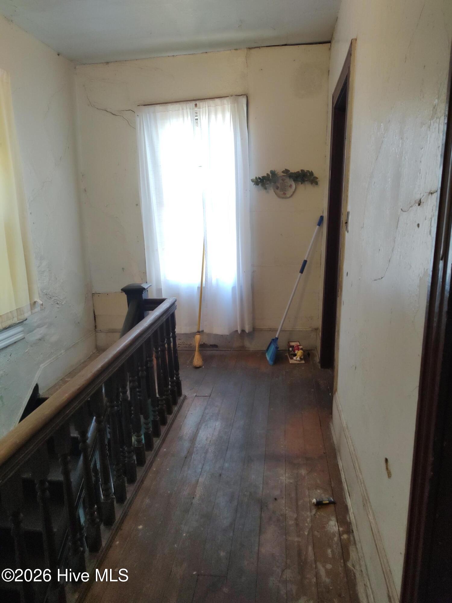210 E Vine Street Property Photo 21