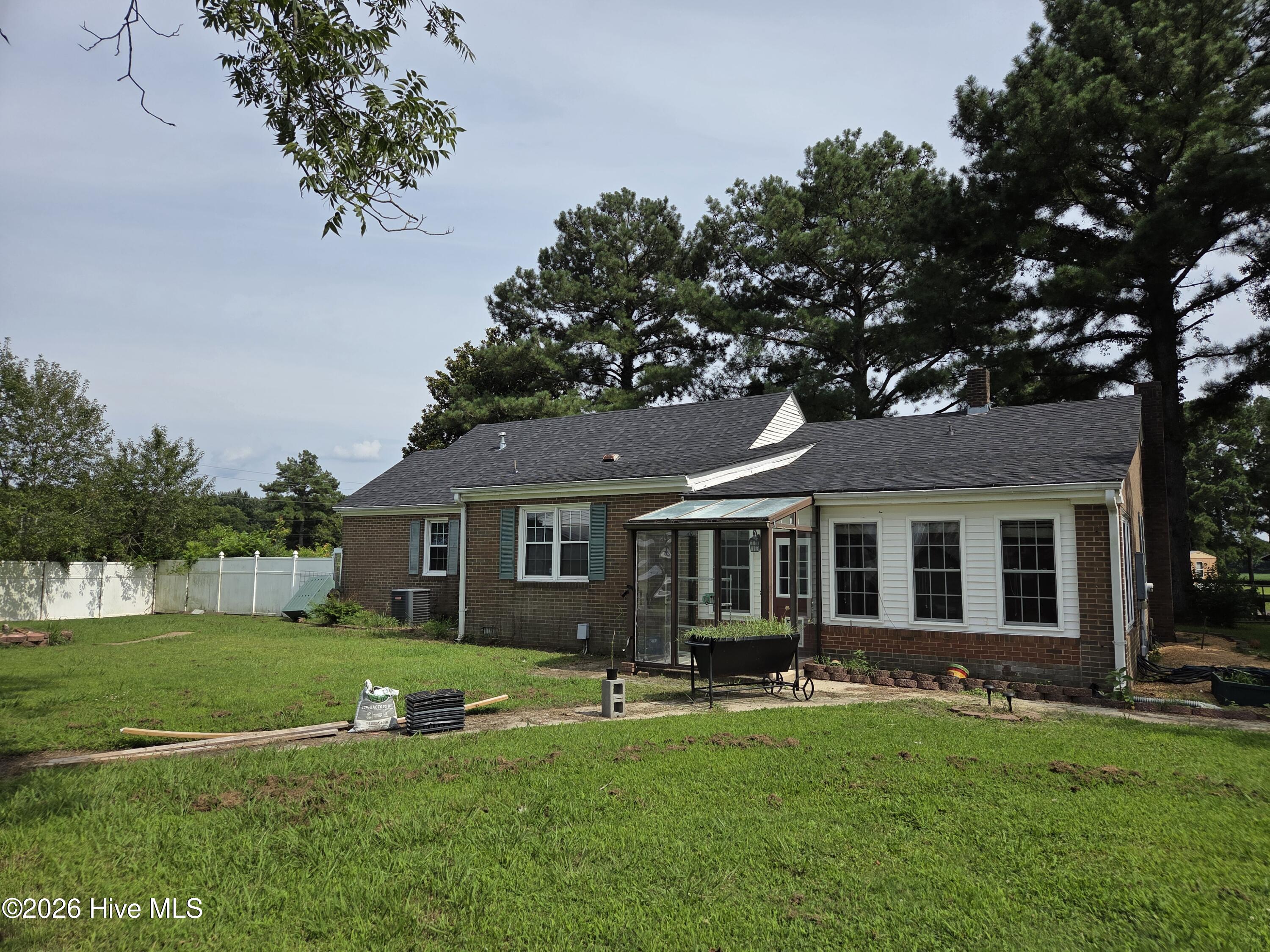 22 Hackley Road Property Photo 2