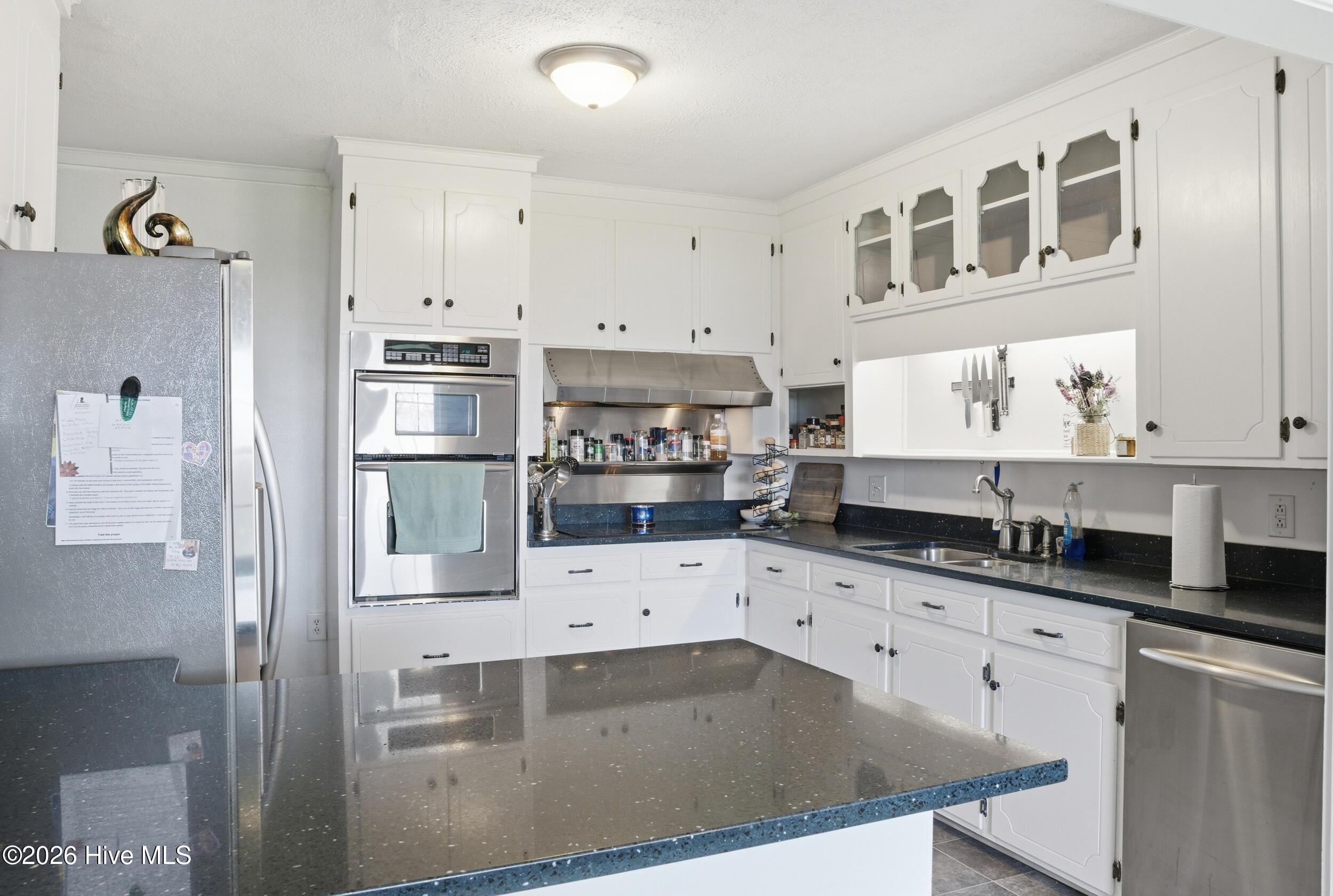 22 Hackley Road Property Photo 6