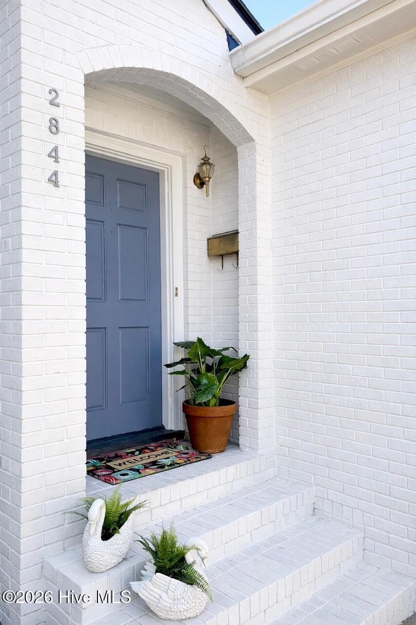 2844 Lombardy Court Property Photo 2