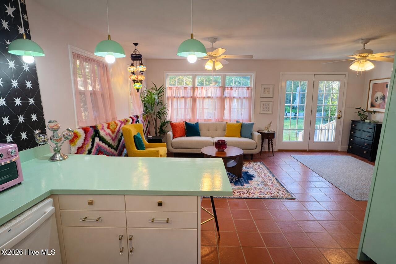 2844 Lombardy Court Property Photo 13