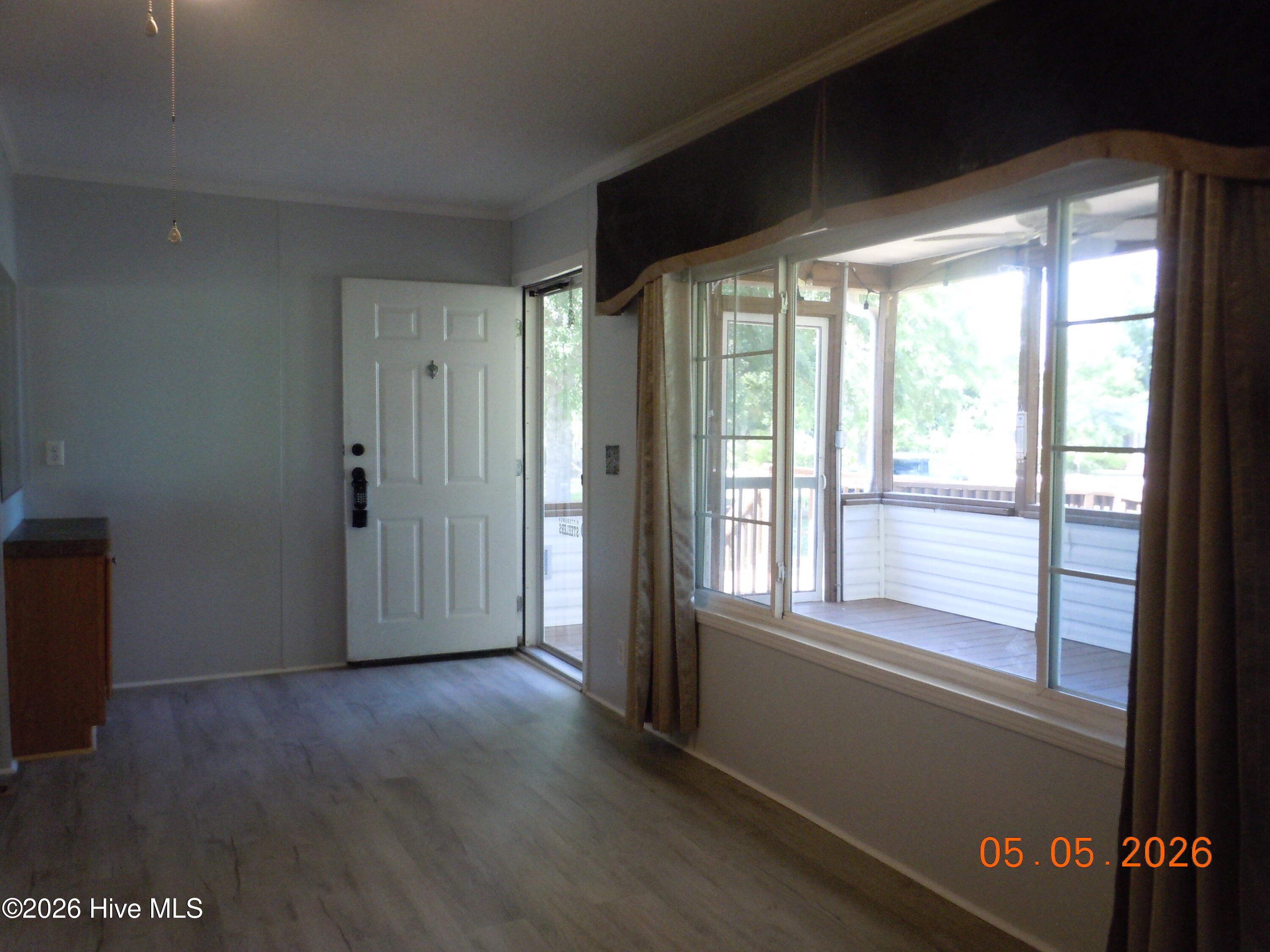 1946 Jasmine Road Property Photo 2