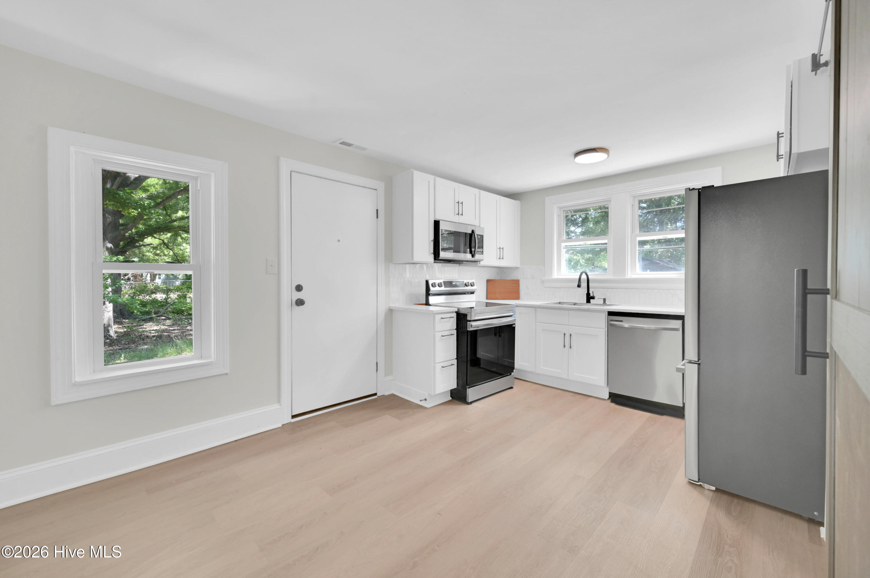 209 Hendricks Street Property Photo 10