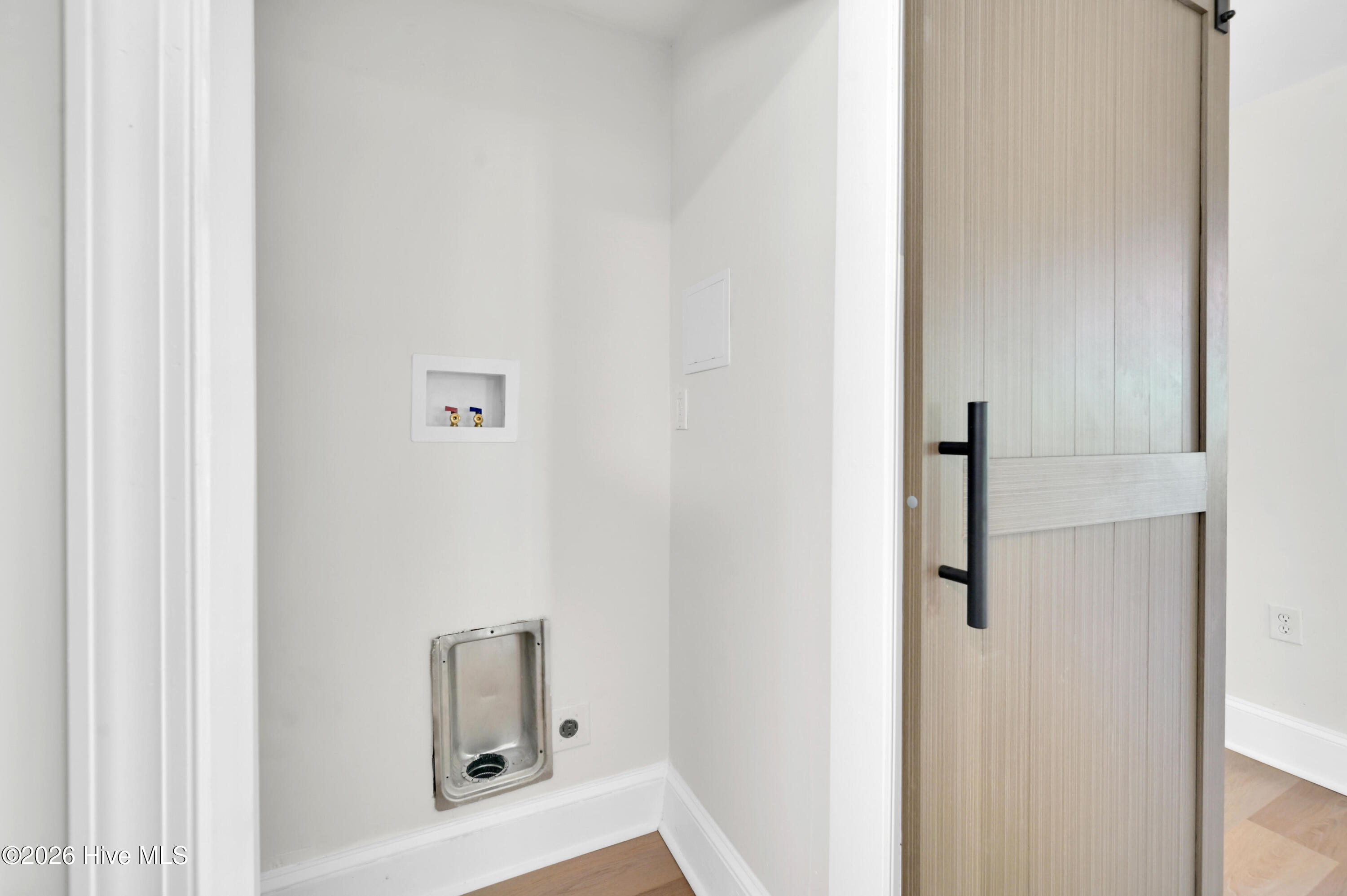 209 Hendricks Street Property Photo 12