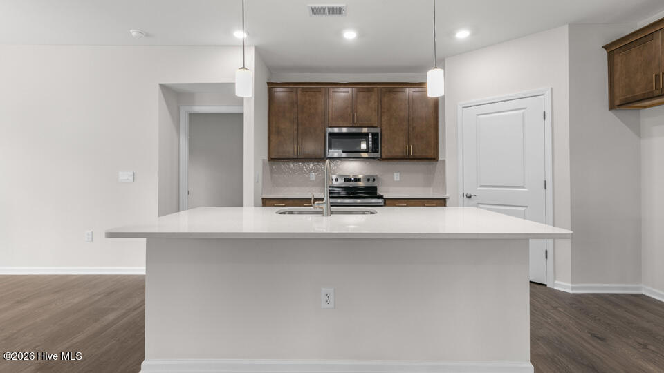 820 Fernwind Circle Property Photo 6