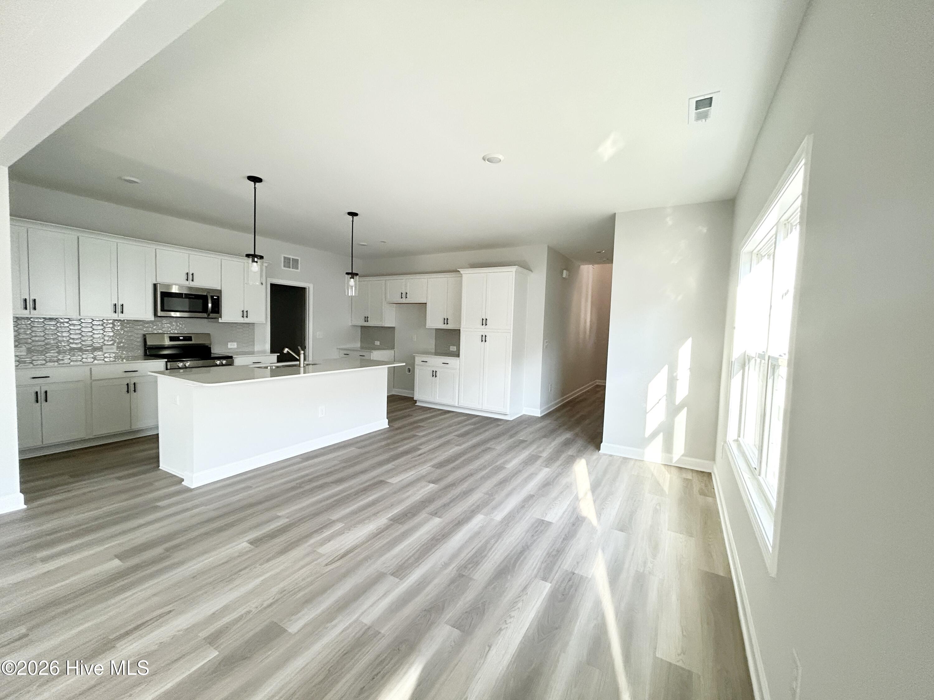 4153 Workman Loop 68 Property Photo 5