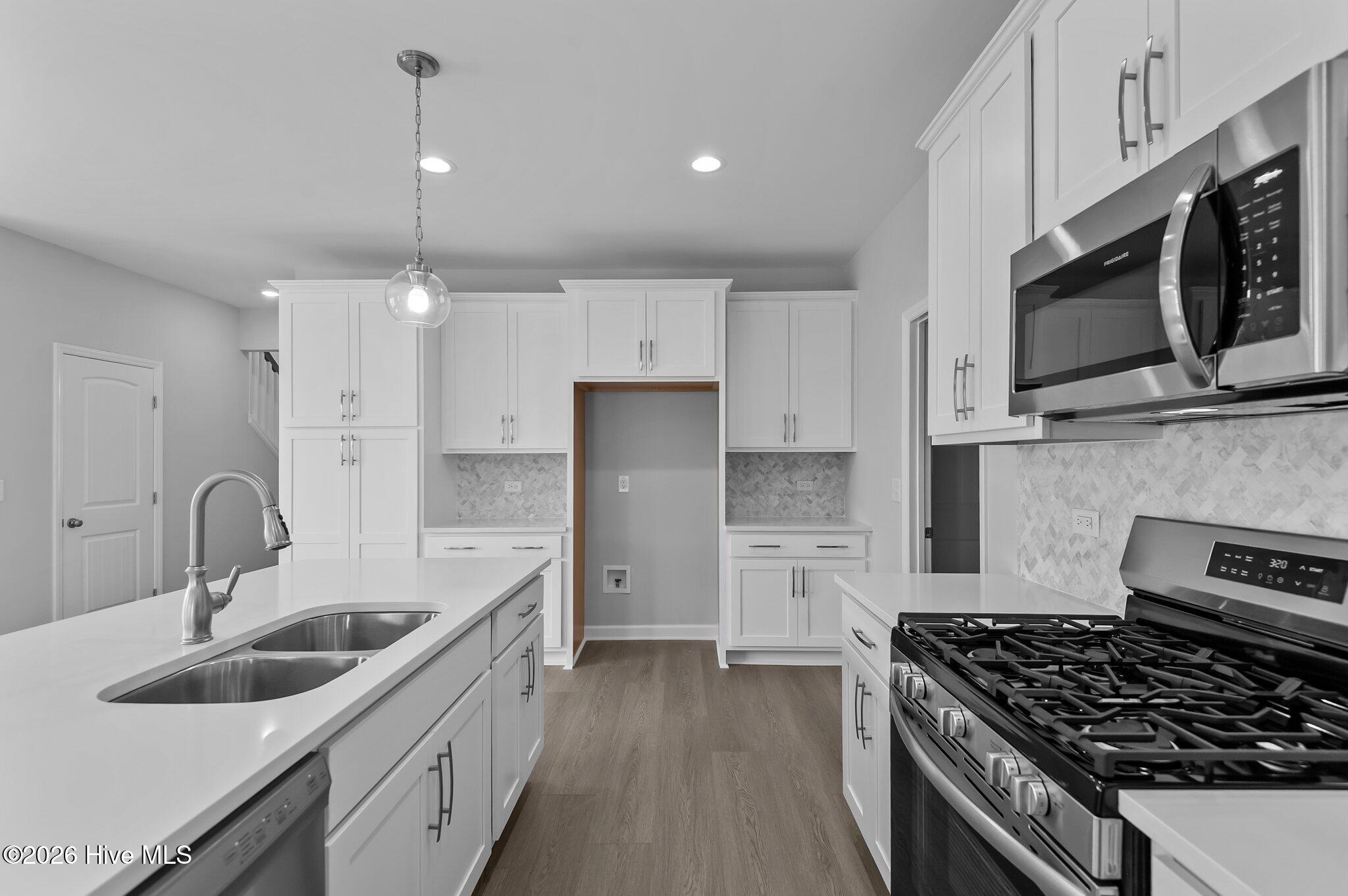 4153 Workman Loop 68 Property Photo 7