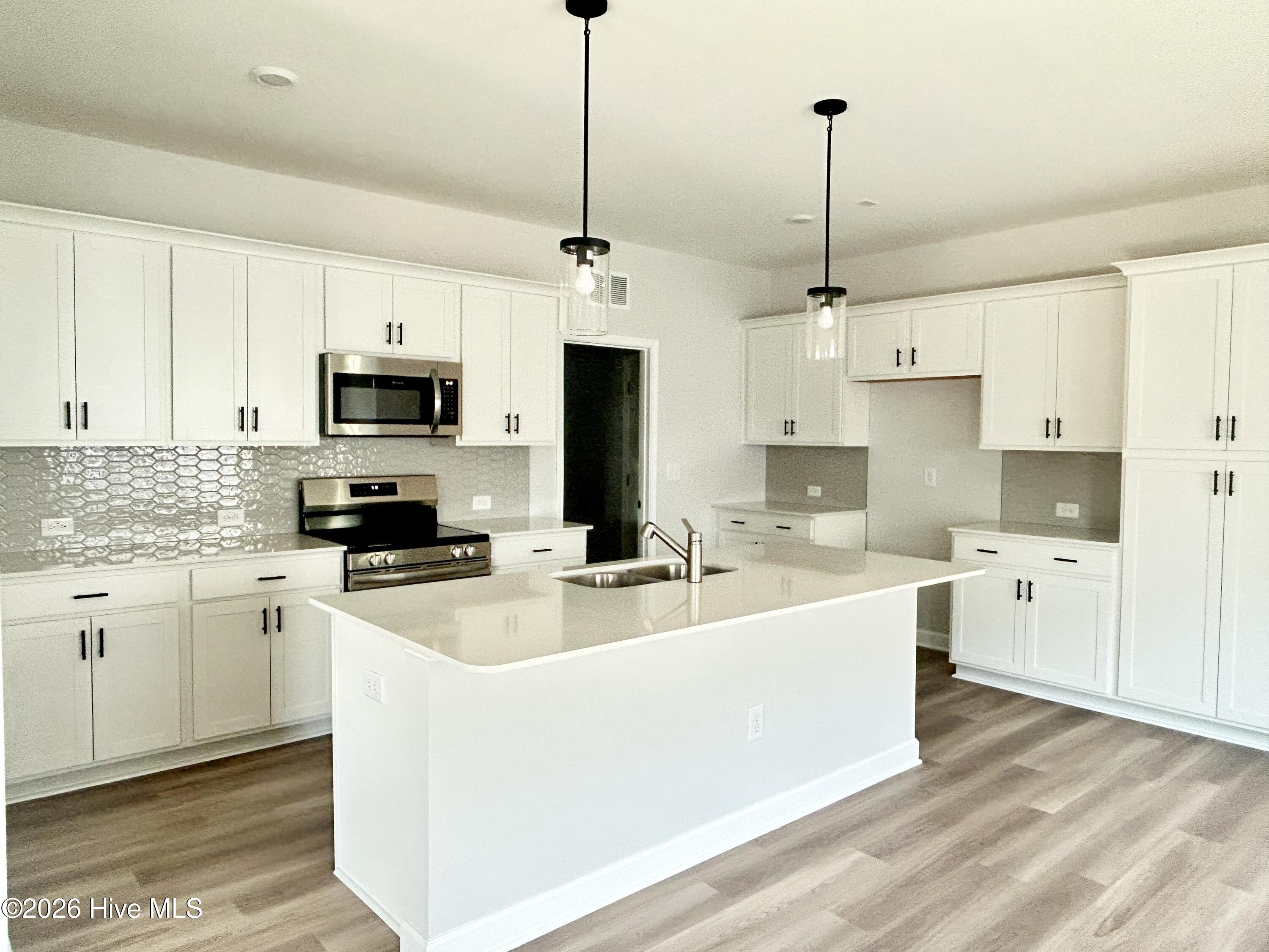 4153 Workman Loop 68 Property Photo 8