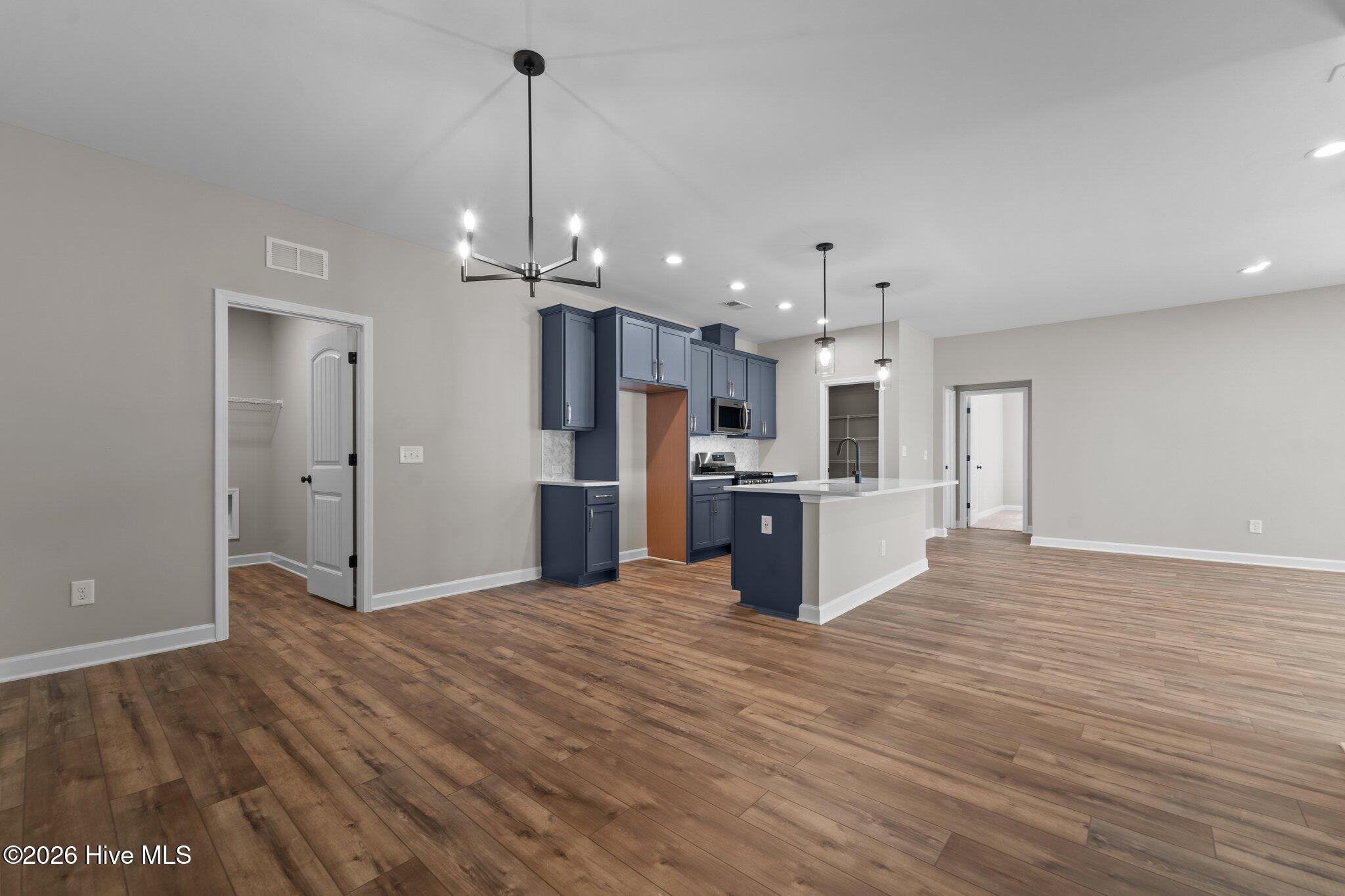 4184 Workman Loop 88 Property Photo 6