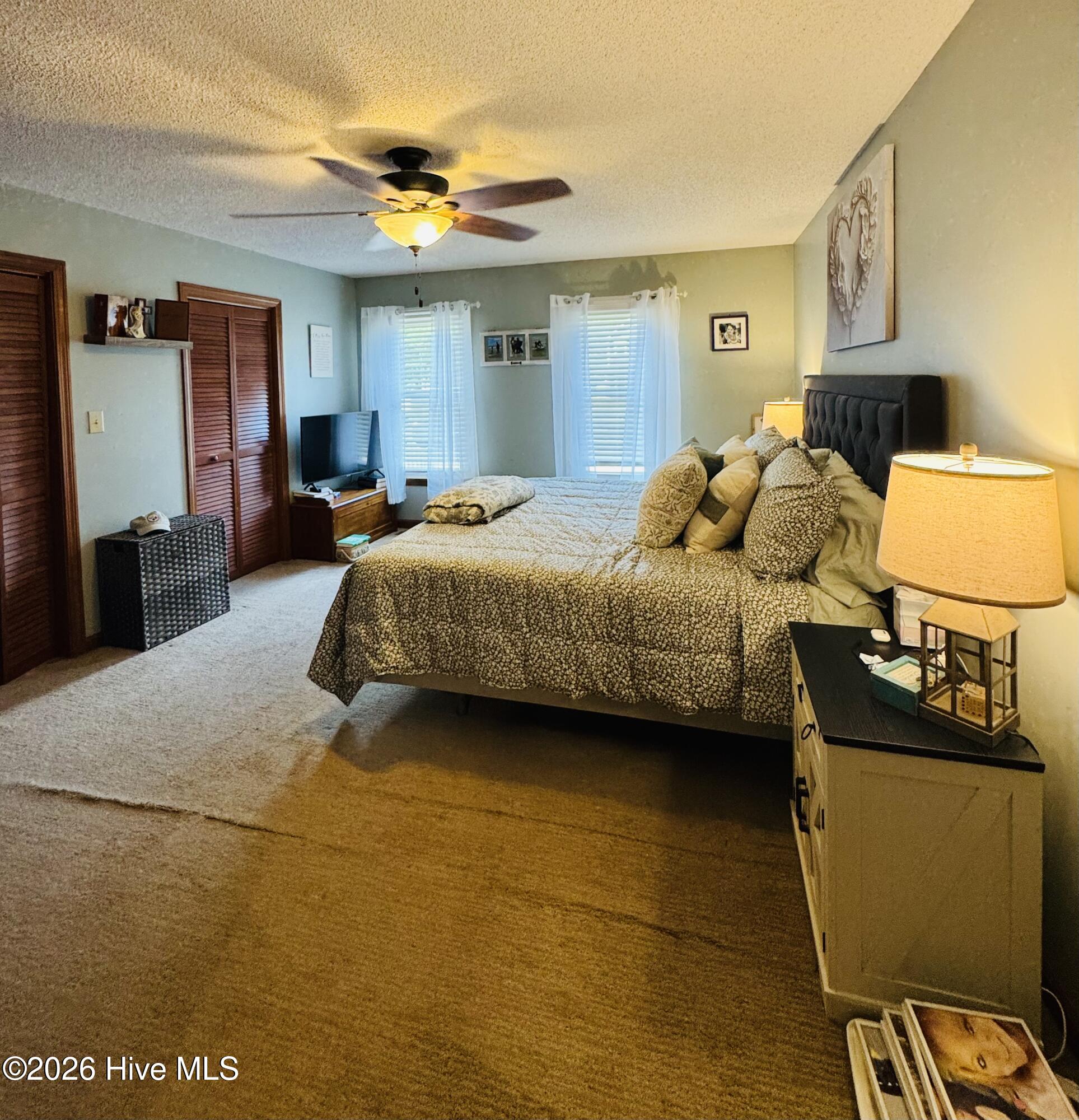 100 E Robin Court Property Photo 19