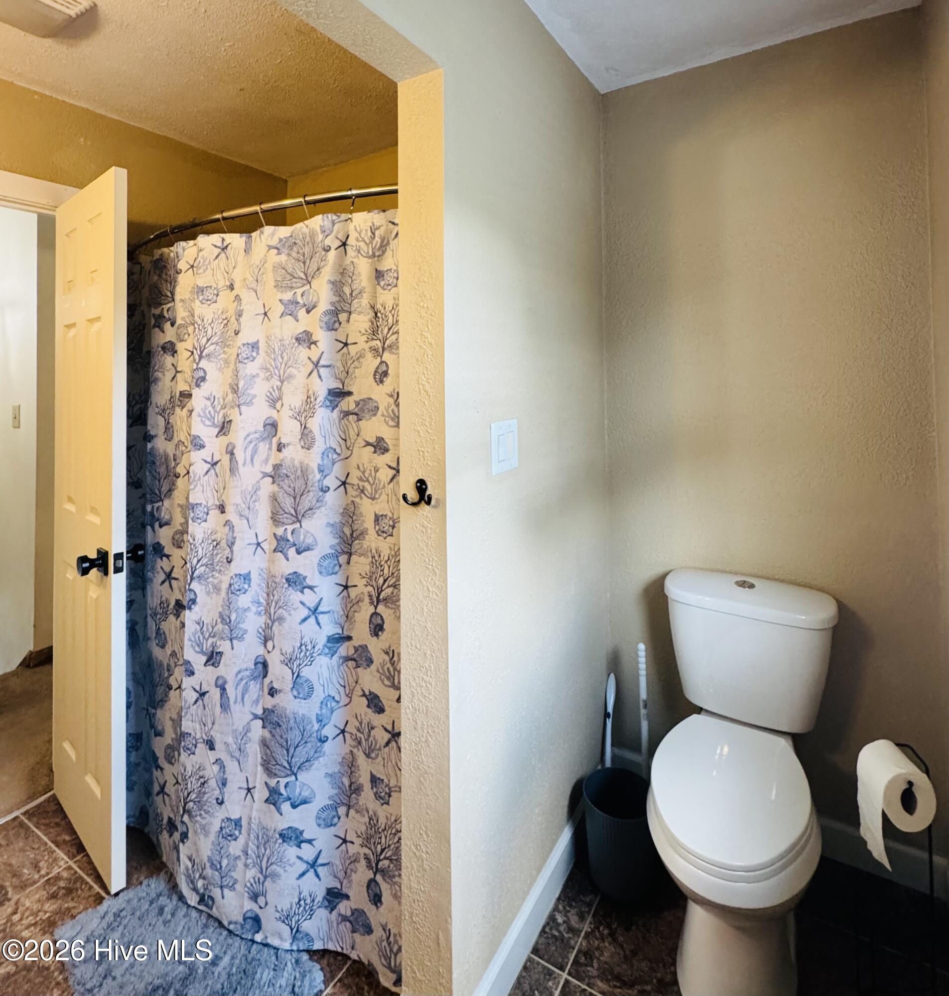 100 E Robin Court Property Photo 23