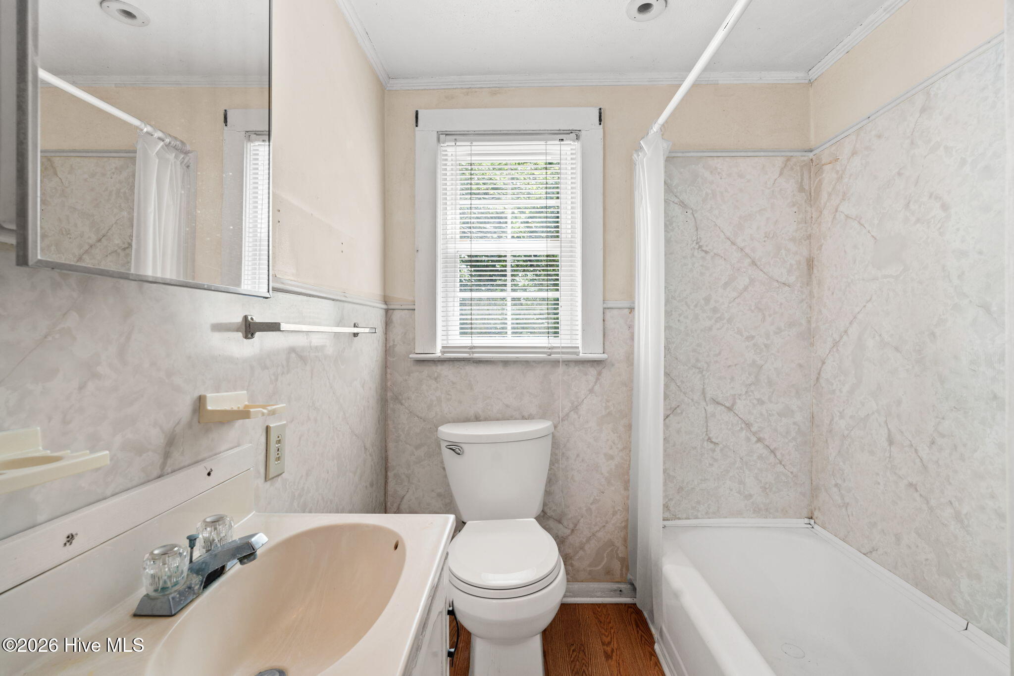 1514 S Jk Powell Boulevard Property Photo 19