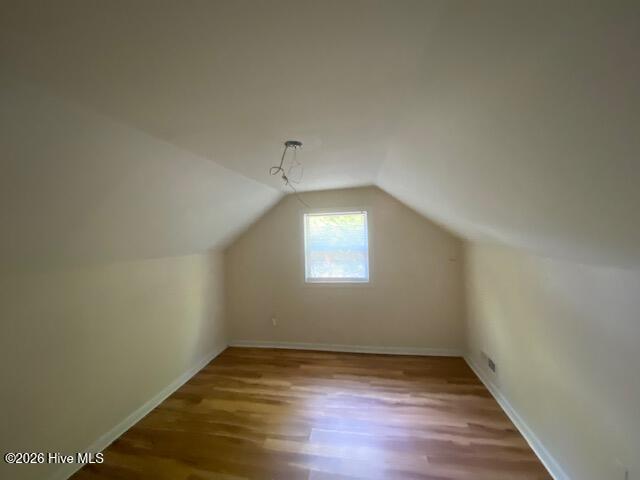 900 Viola Street E Property Photo 24