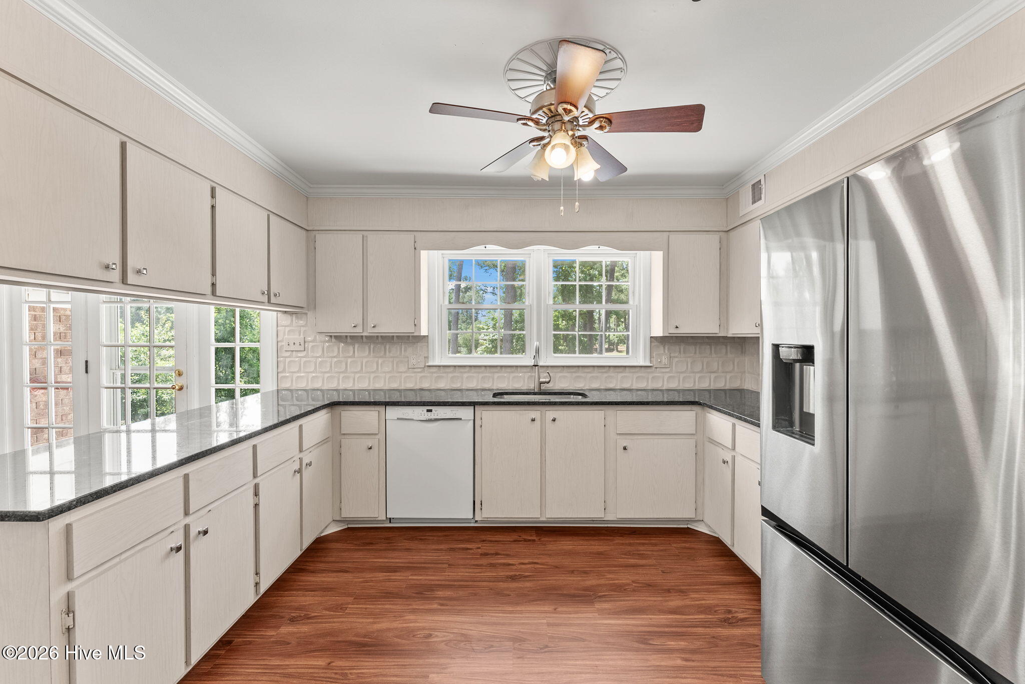 3546 Pebble Beach Drive Property Photo 15