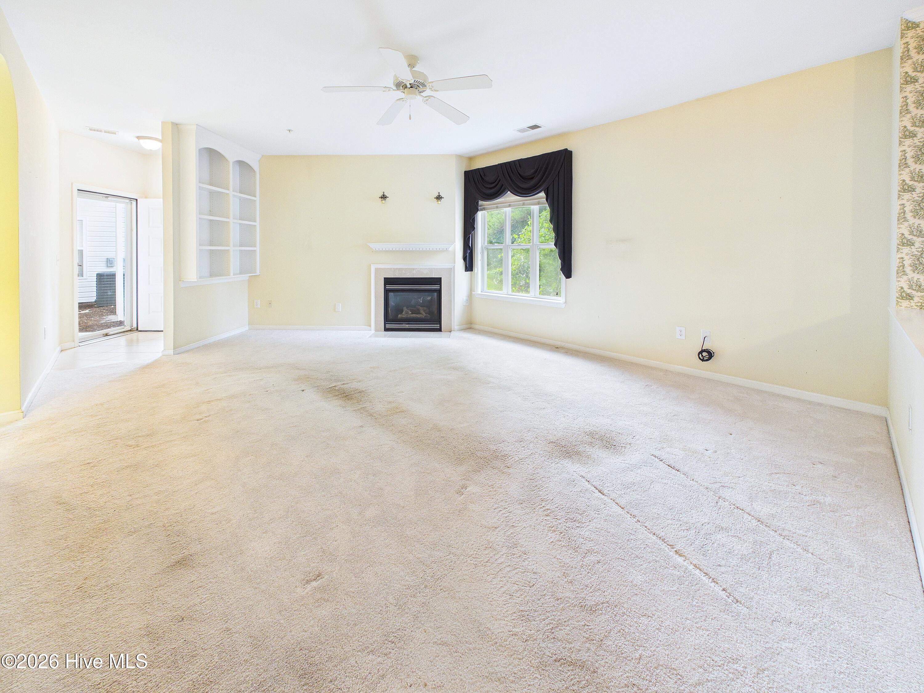 3909 Botsford Court Unit 103 Property Photo 7