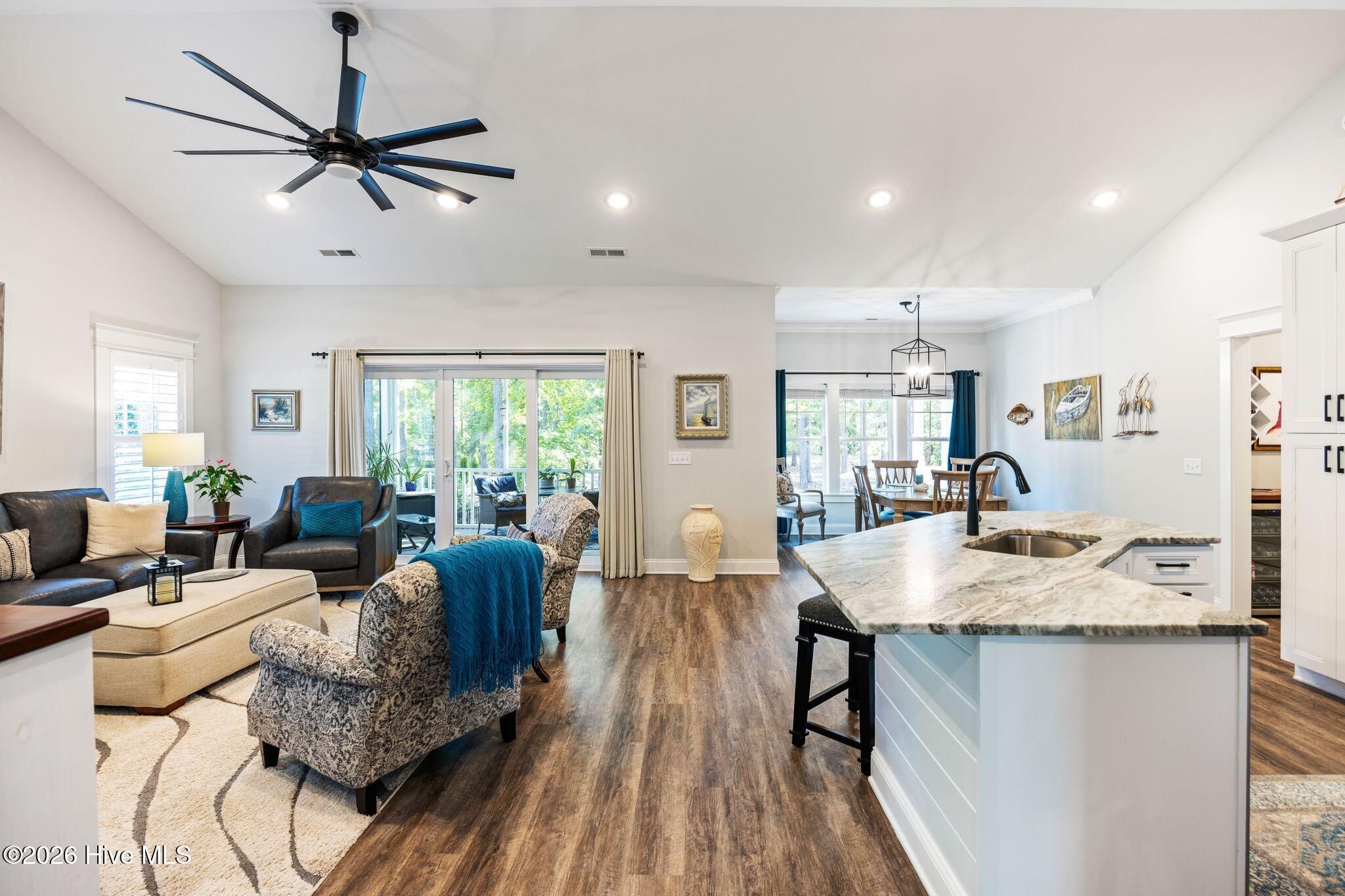 539 Long Meadow Drive Se Property Photo 8