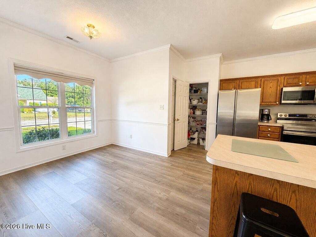401 Fairmont Lane Property Photo 6
