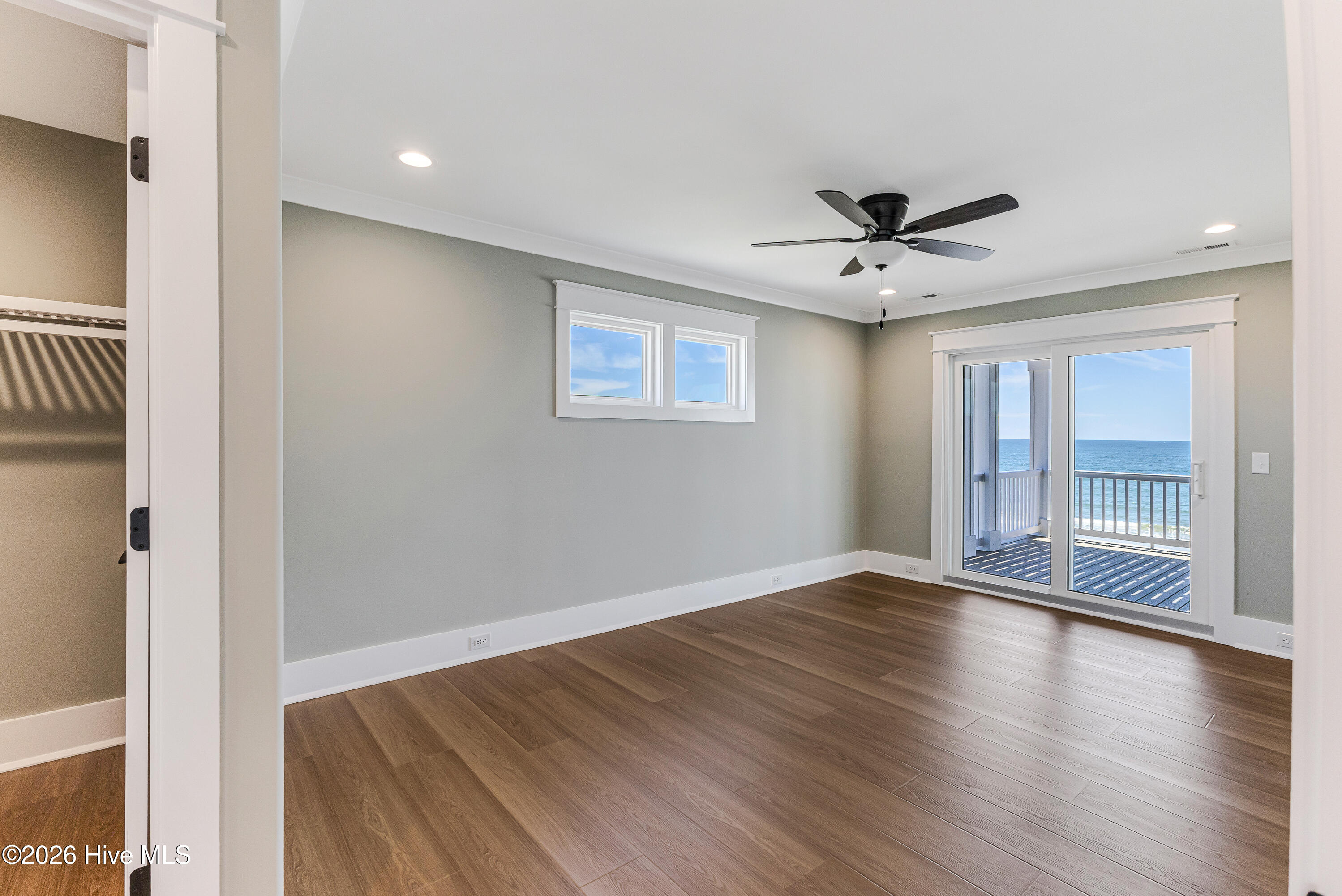 5515 E Beach Drive Property Photo 26