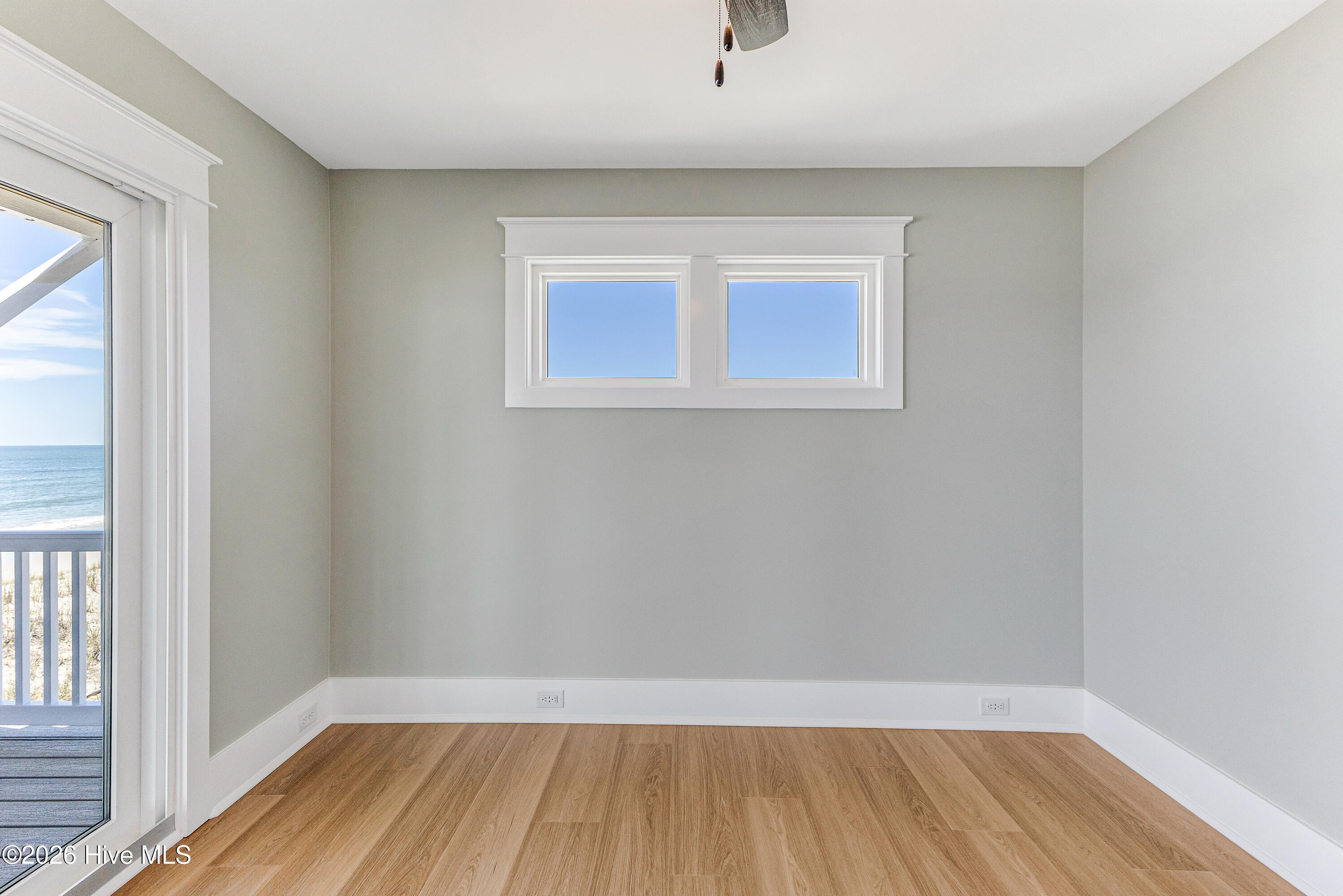 5515 E Beach Drive Property Photo 36