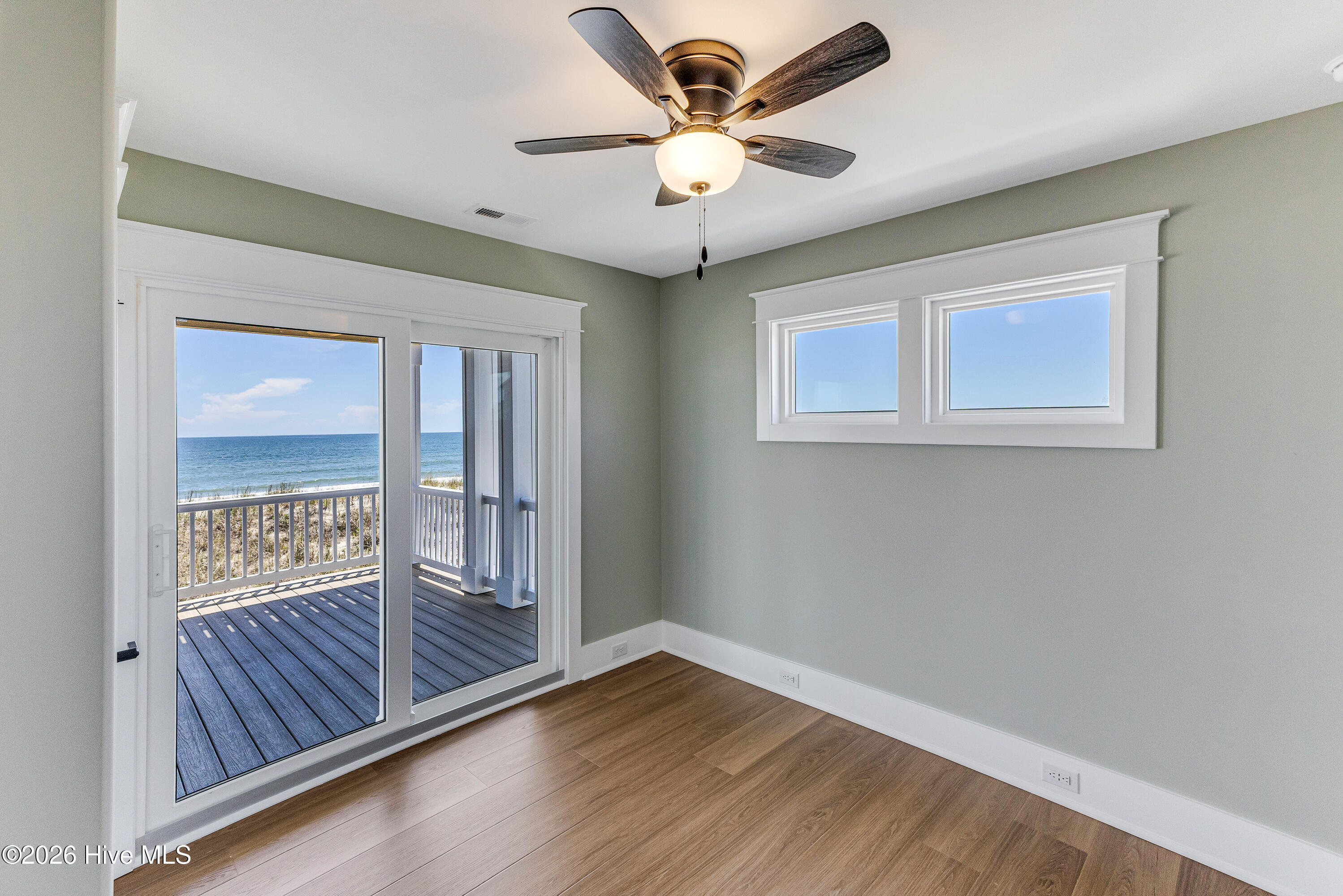 5515 E Beach Drive Property Photo 40