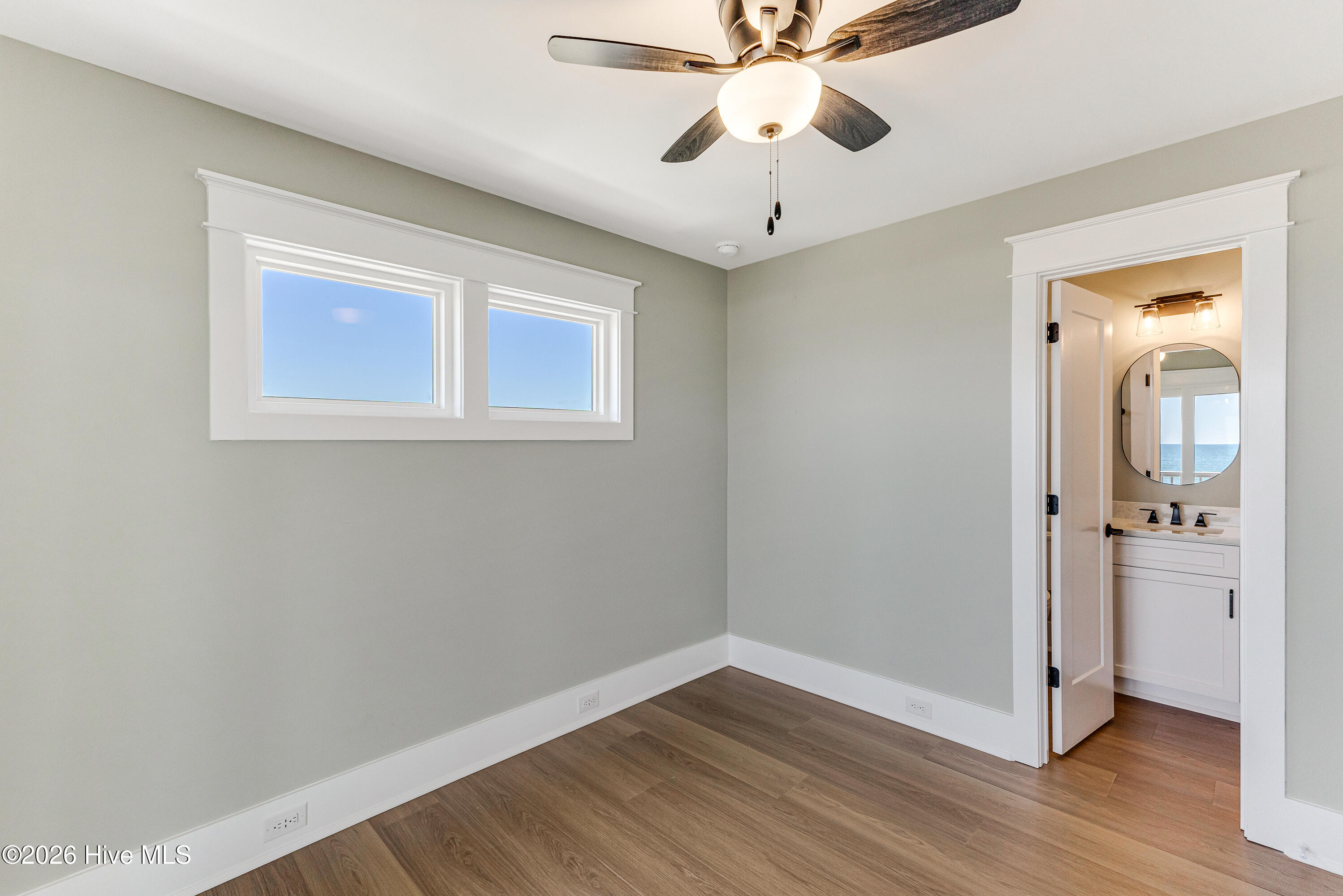 5515 E Beach Drive Property Photo 42