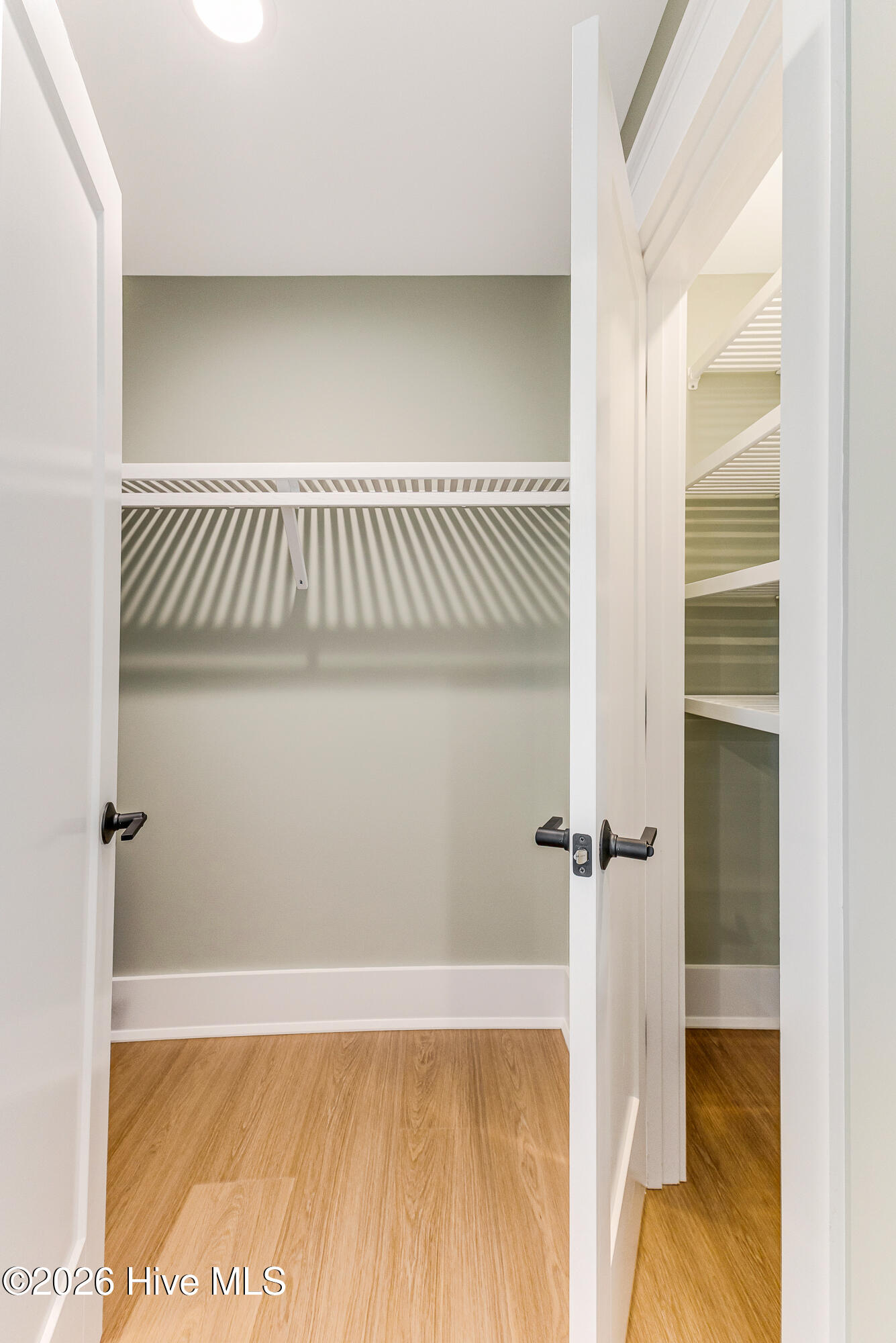 5515 E Beach Drive Property Photo 48