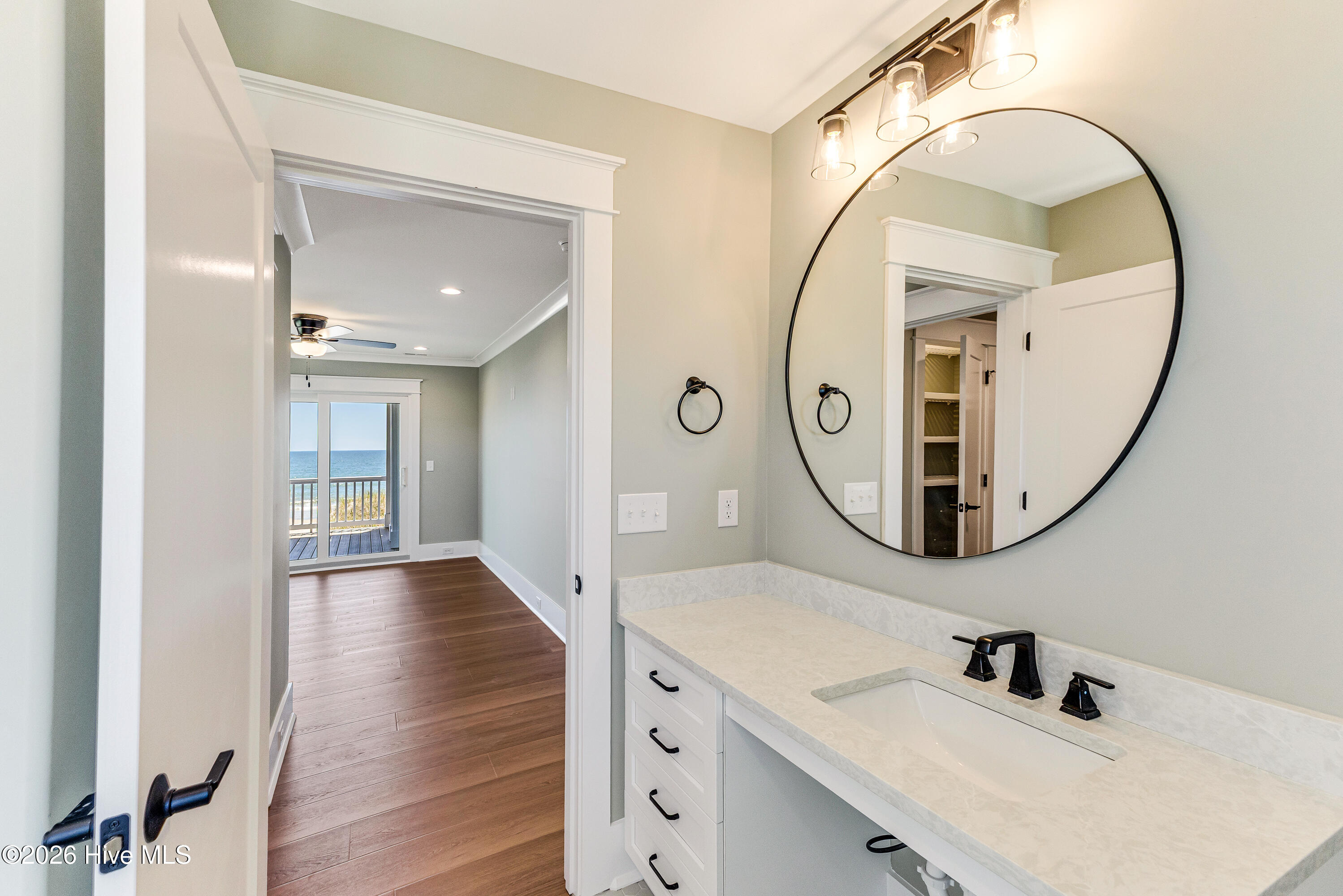 5515 E Beach Drive Property Photo 50