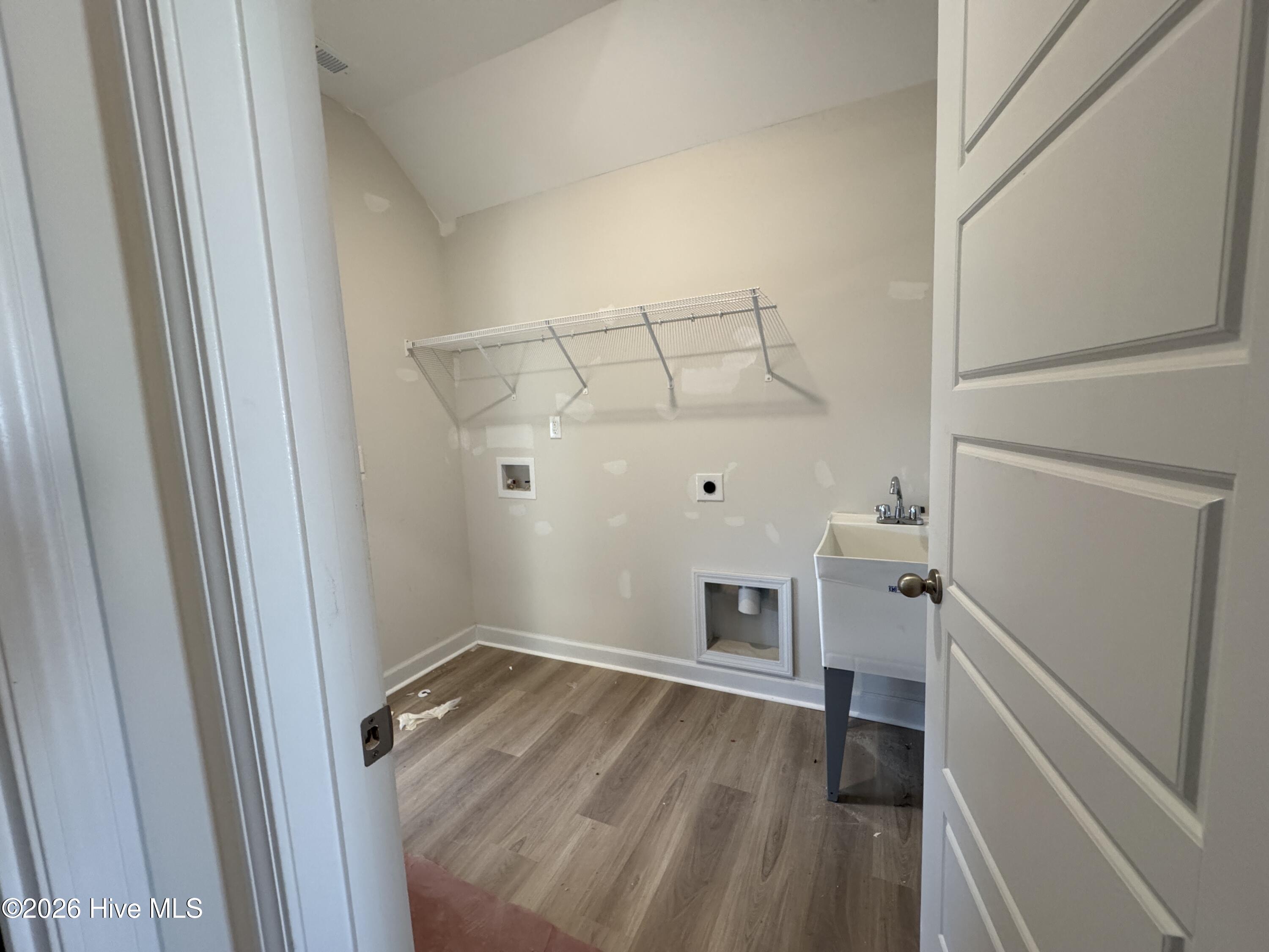 104 Lola Place (lot 20) Property Photo 8
