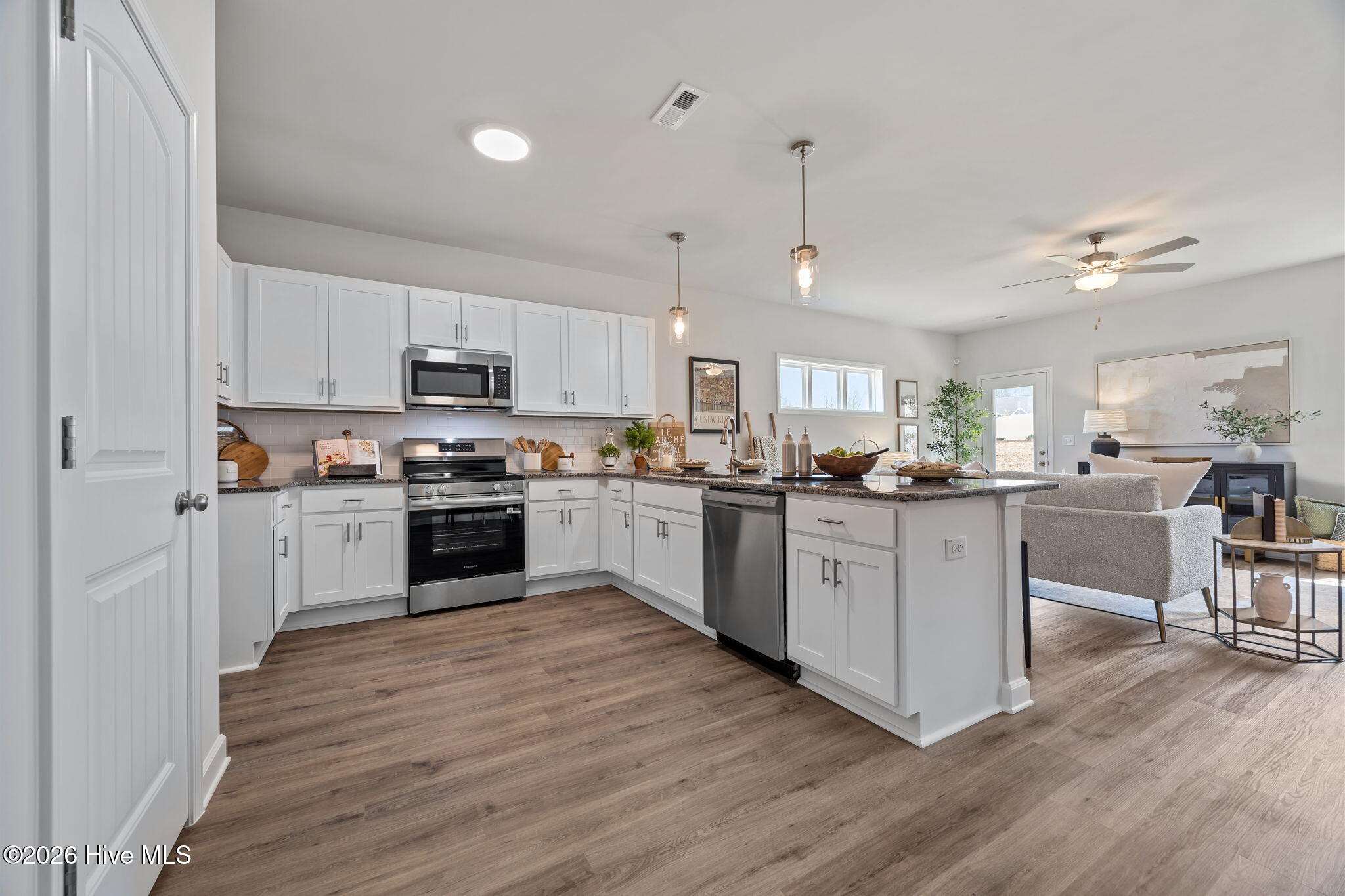 4192 Workman Loop 90 Property Photo 14