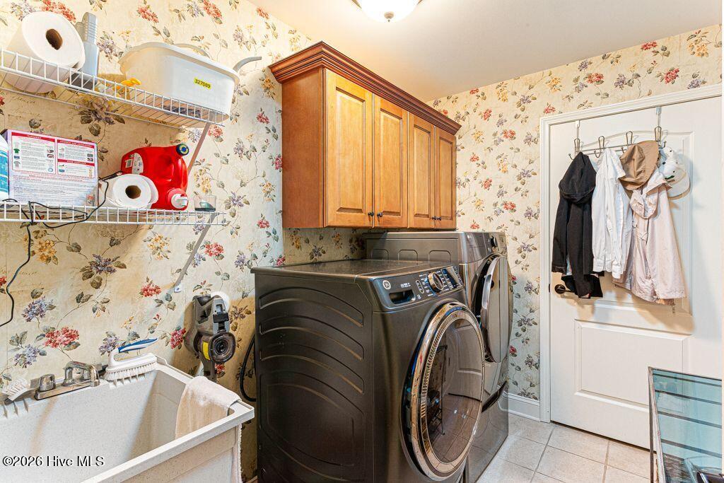 109 Essex Place Property Photo 18