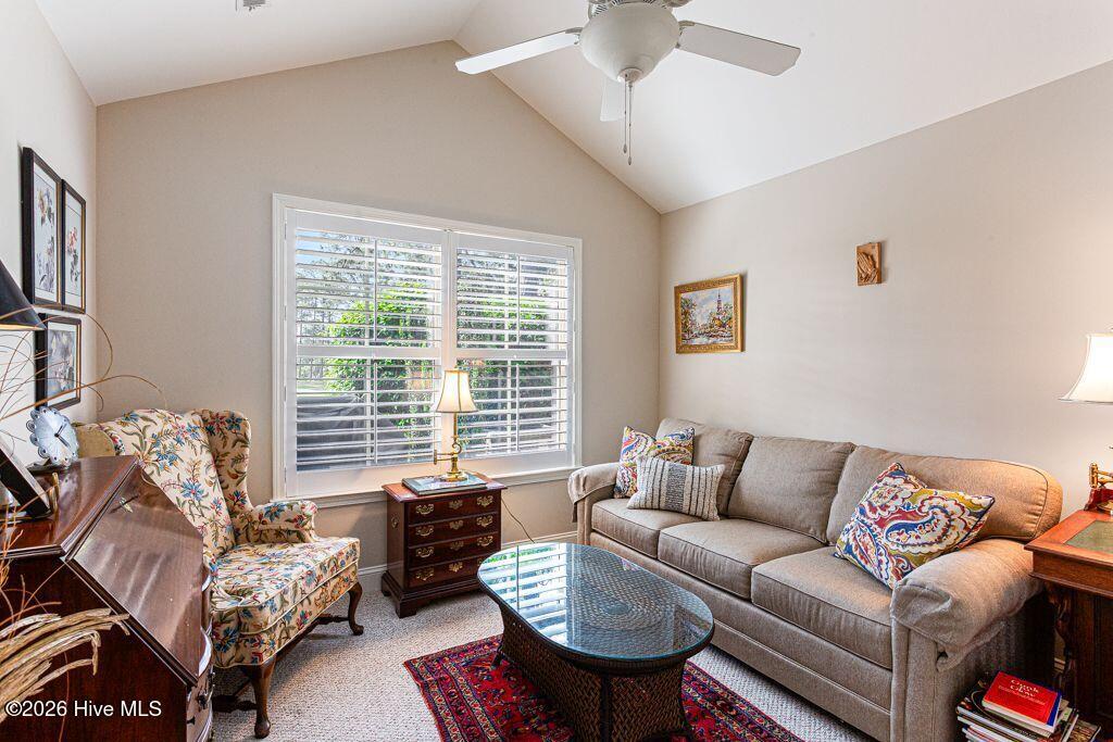 109 Essex Place Property Photo 23