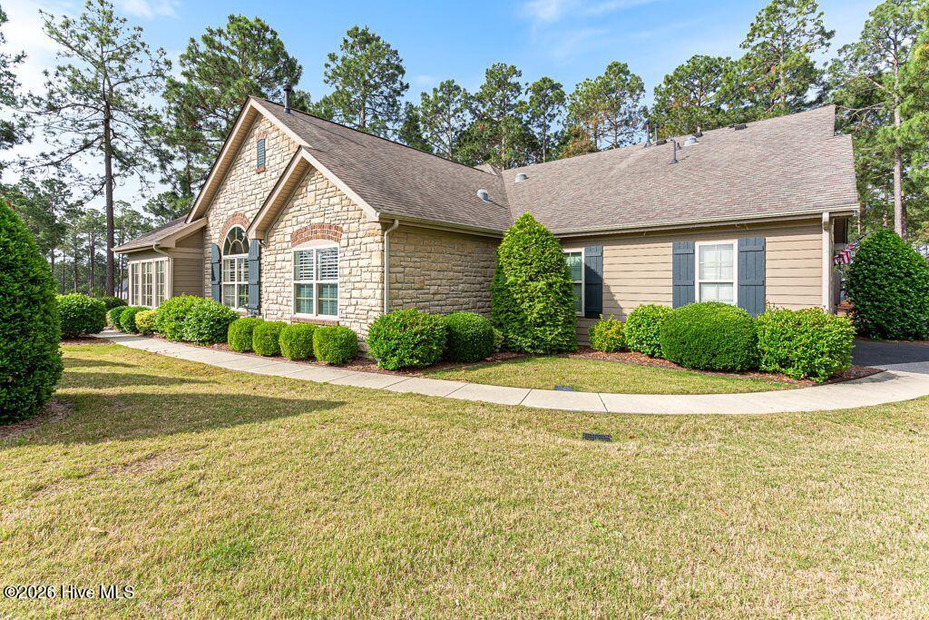 109 Essex Place Property Photo 34