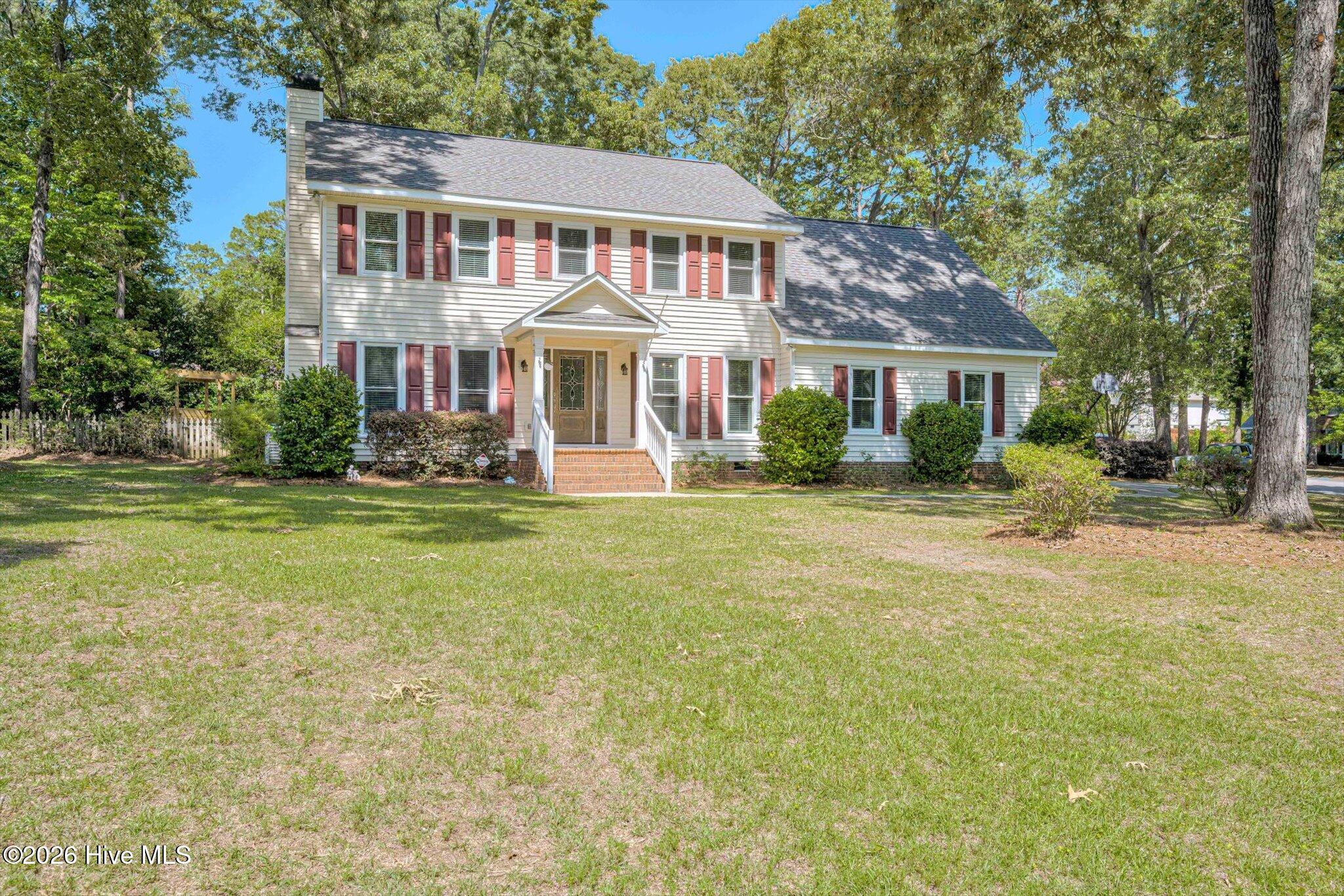 288 Cheltenham Drive Property Photo 3