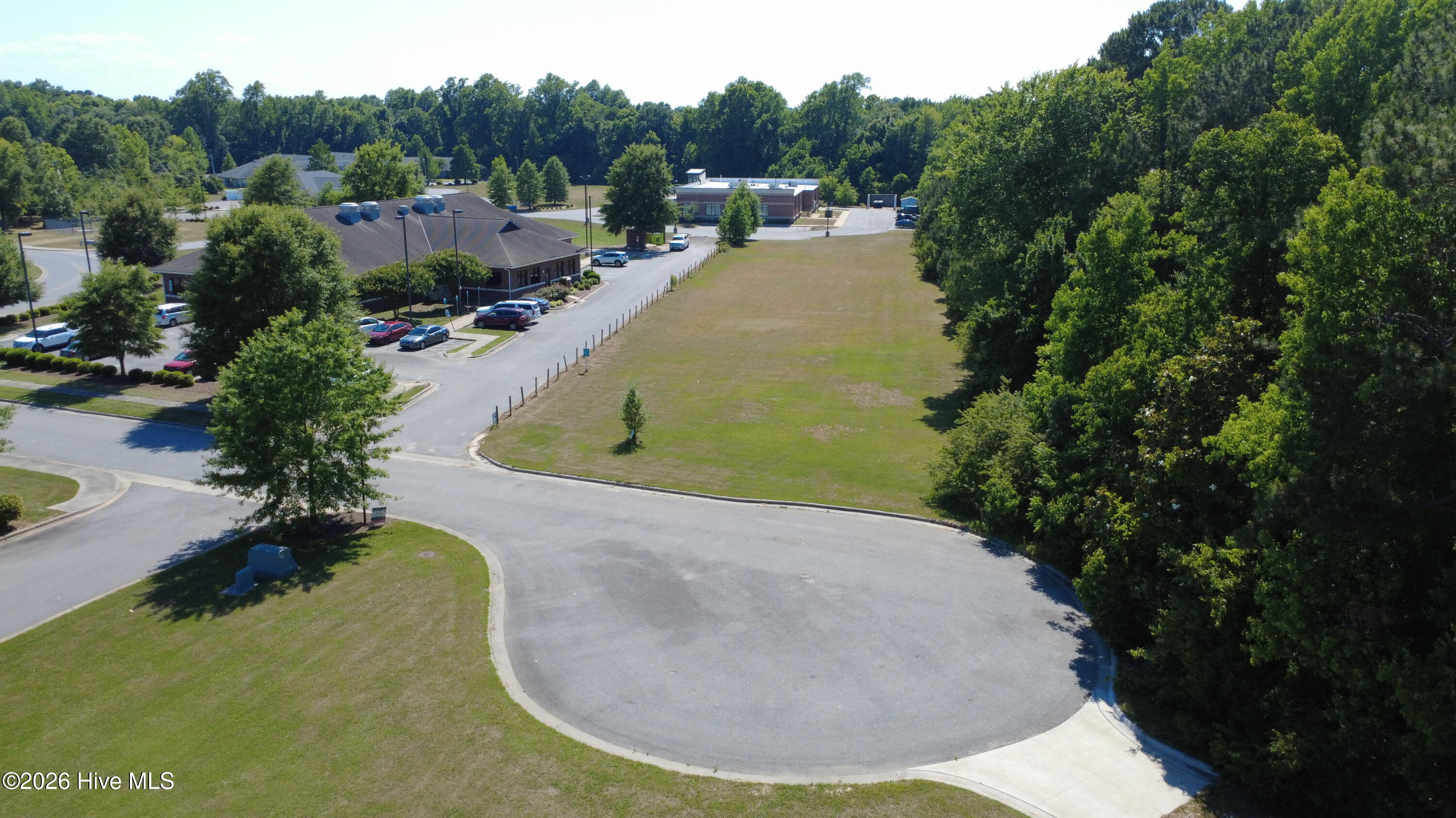 207 3 Earnhardt Drive Property Photo 4