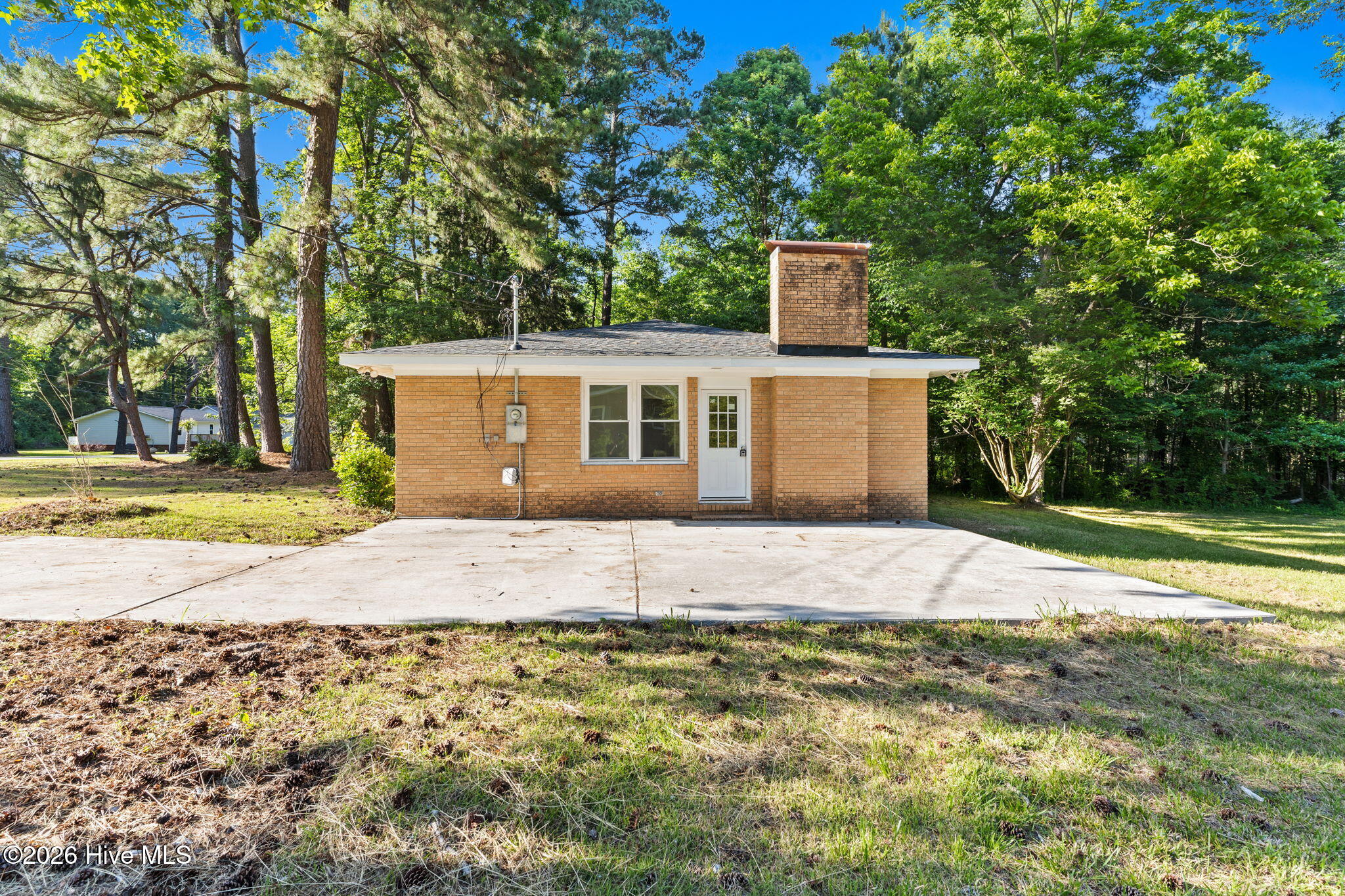 146 Forest Drive W Property Photo 30
