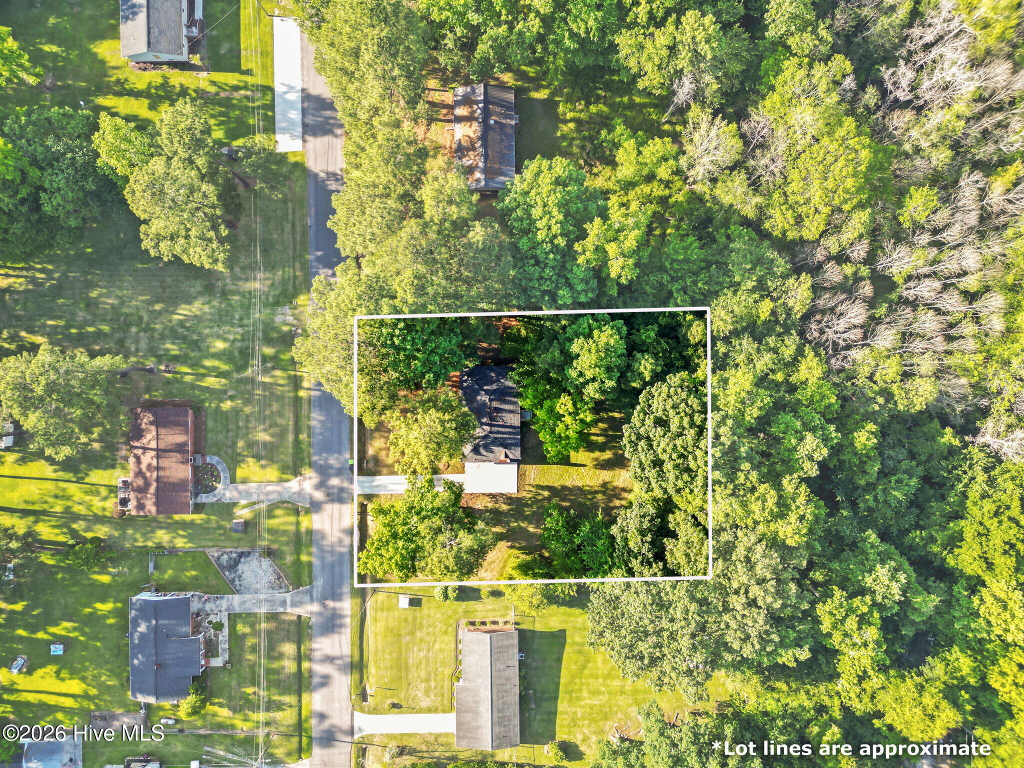 146 Forest Drive W Property Photo 32