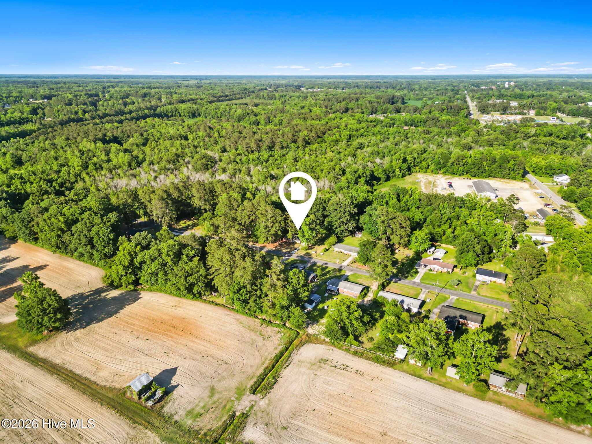 146 Forest Drive W Property Photo 37