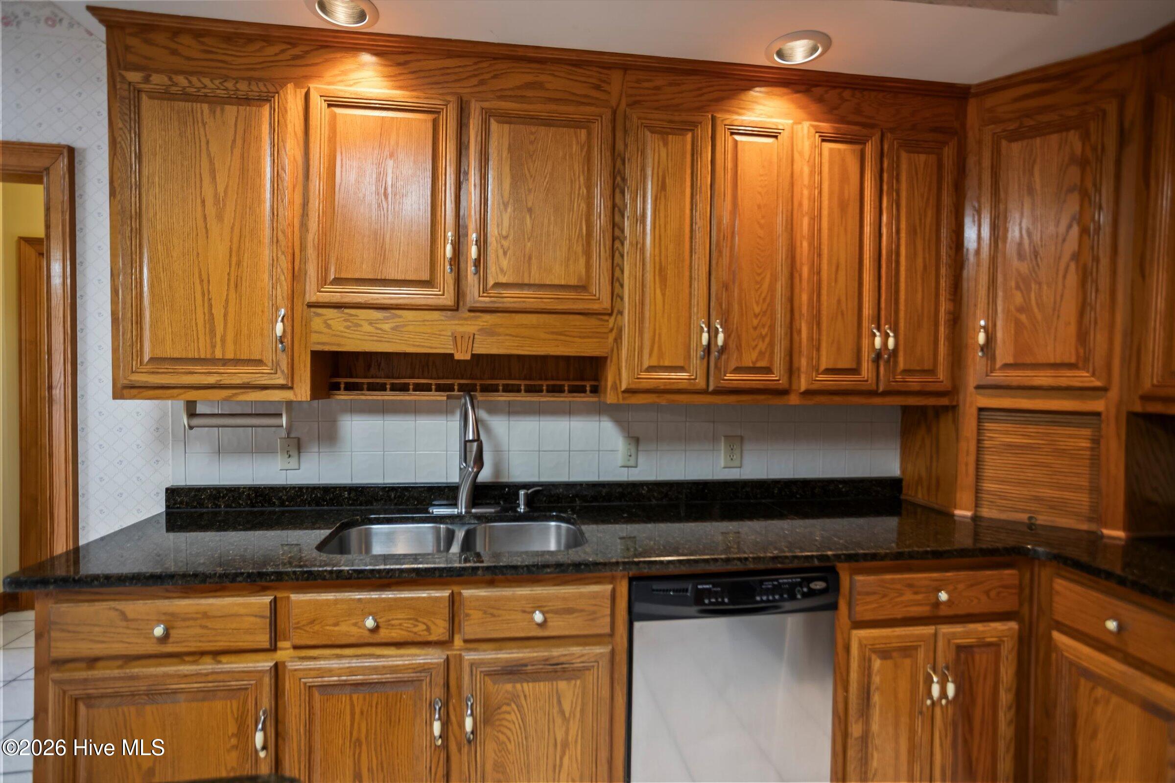853 Sparkleberry Road Property Photo 15