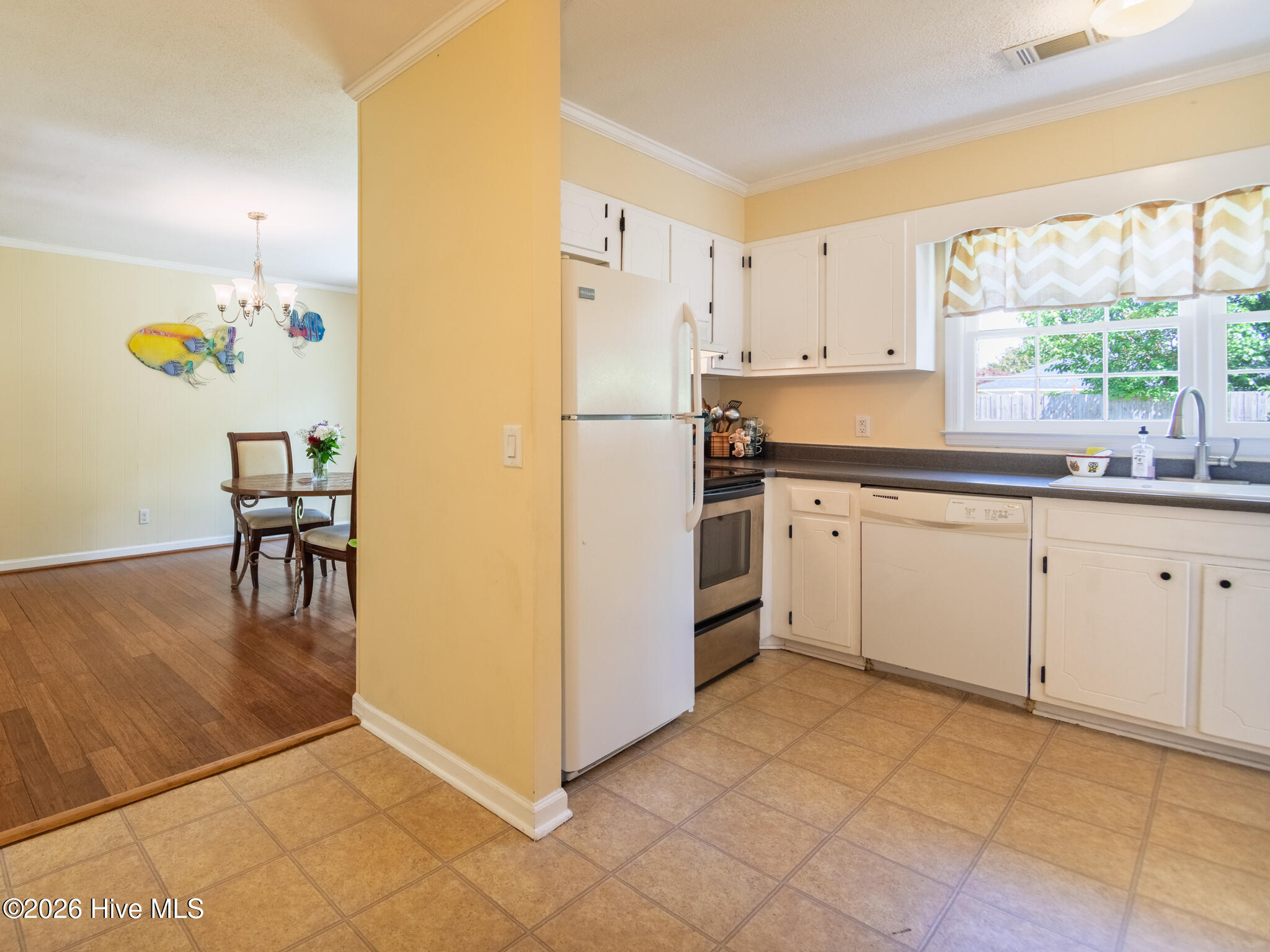 4646 Bramton Road Property Photo 5